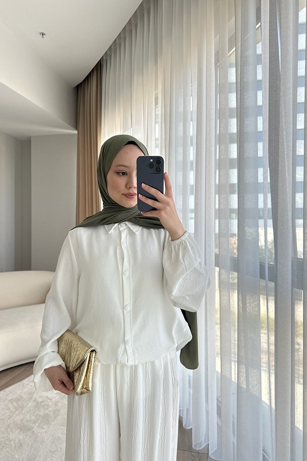 Kadın İkili Takım Hafif Kumaş Beyaz Piliseli Model Alt