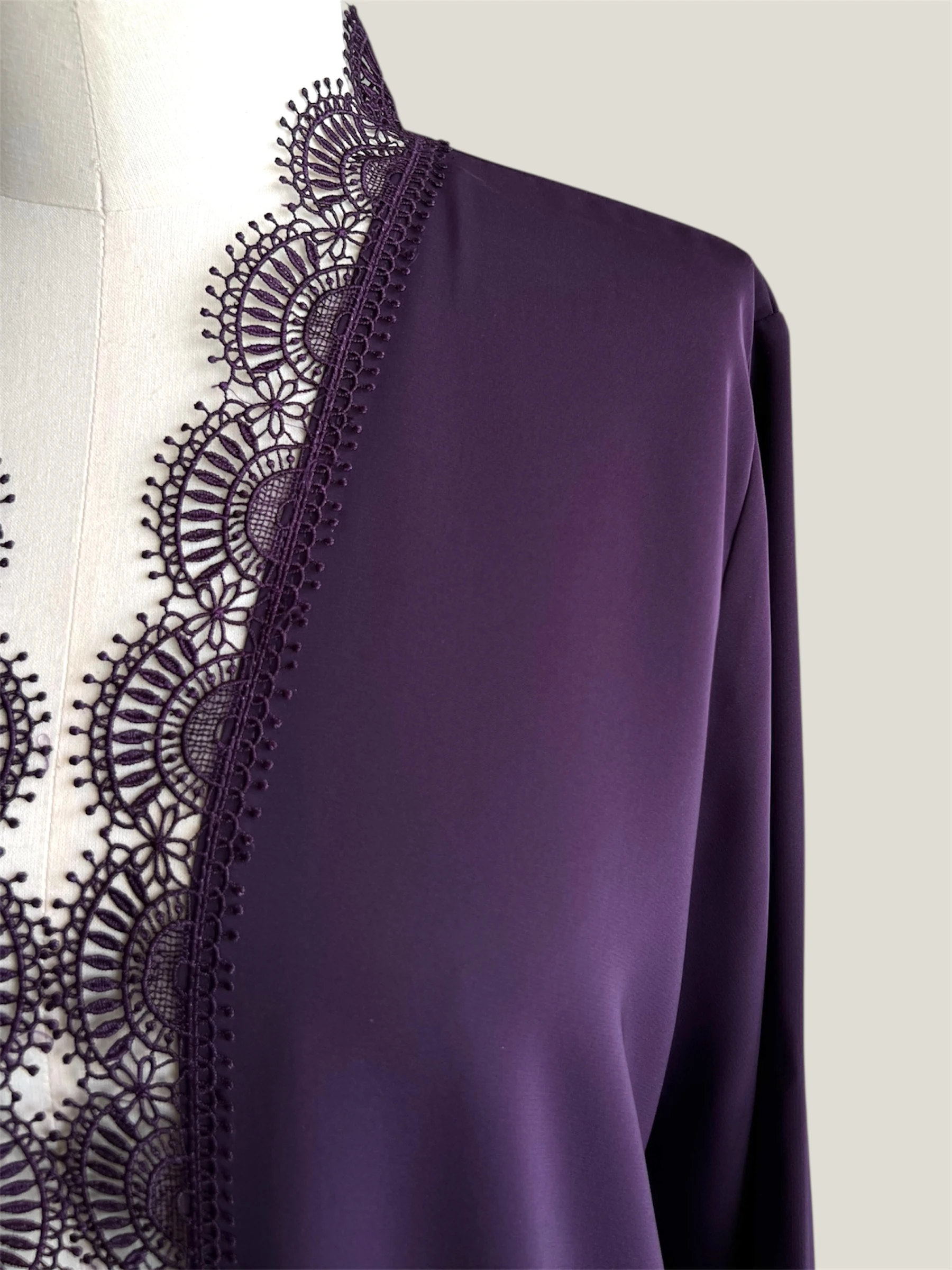Limited: Hittite Abaya | SIYENDAS