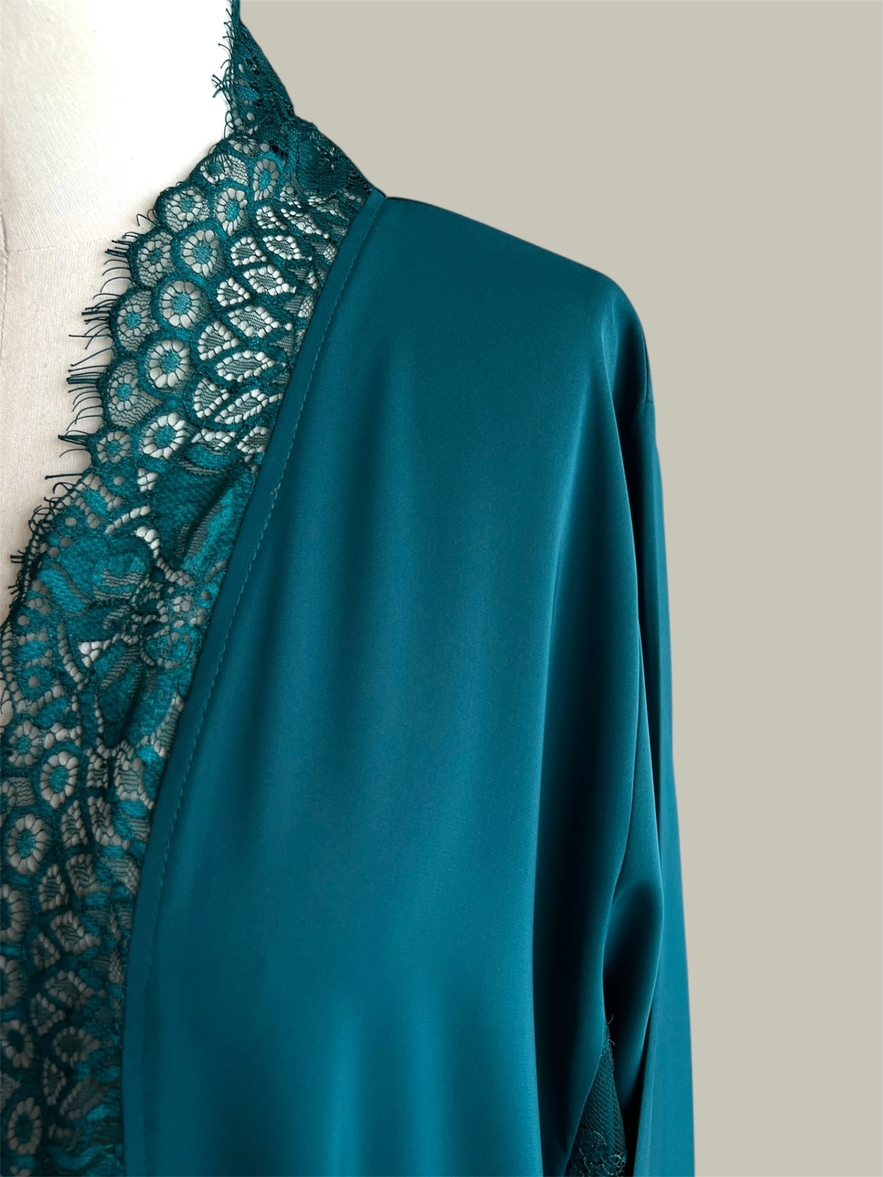 Limited: Emerald Abaya | SIYENDAS