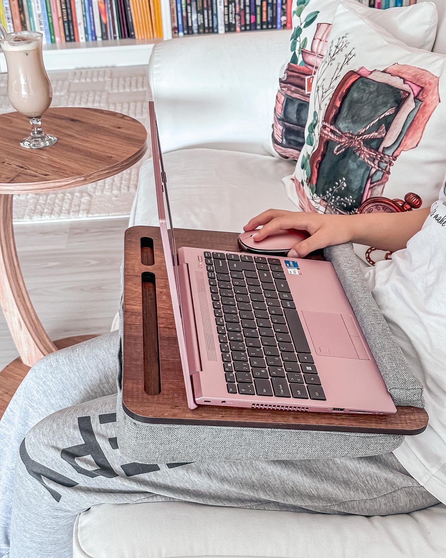 LS011 Minderli Laptop Standı