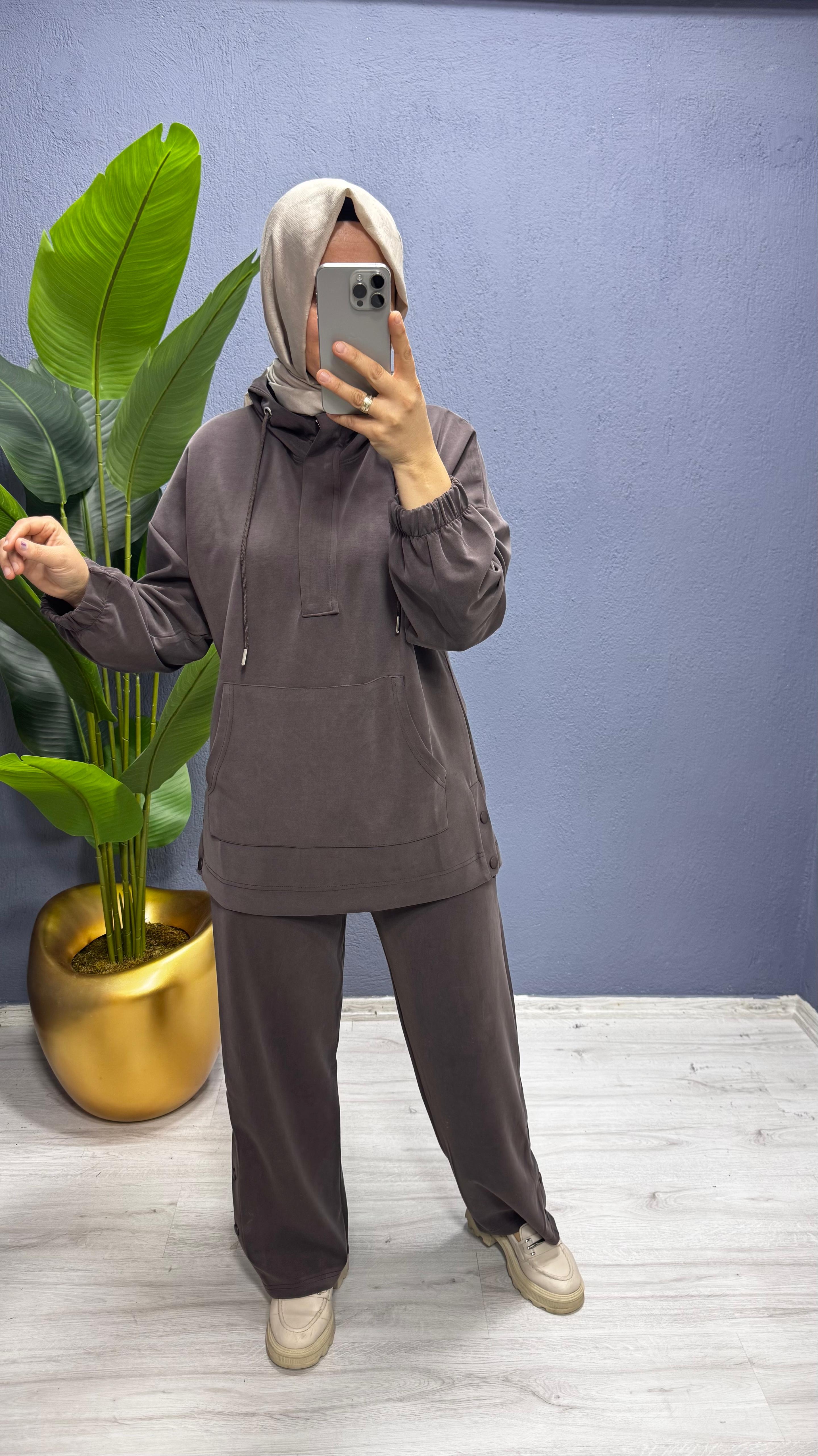 Yanı Çıt Çıt Detaylı Pantolonlu Takım  (1003)