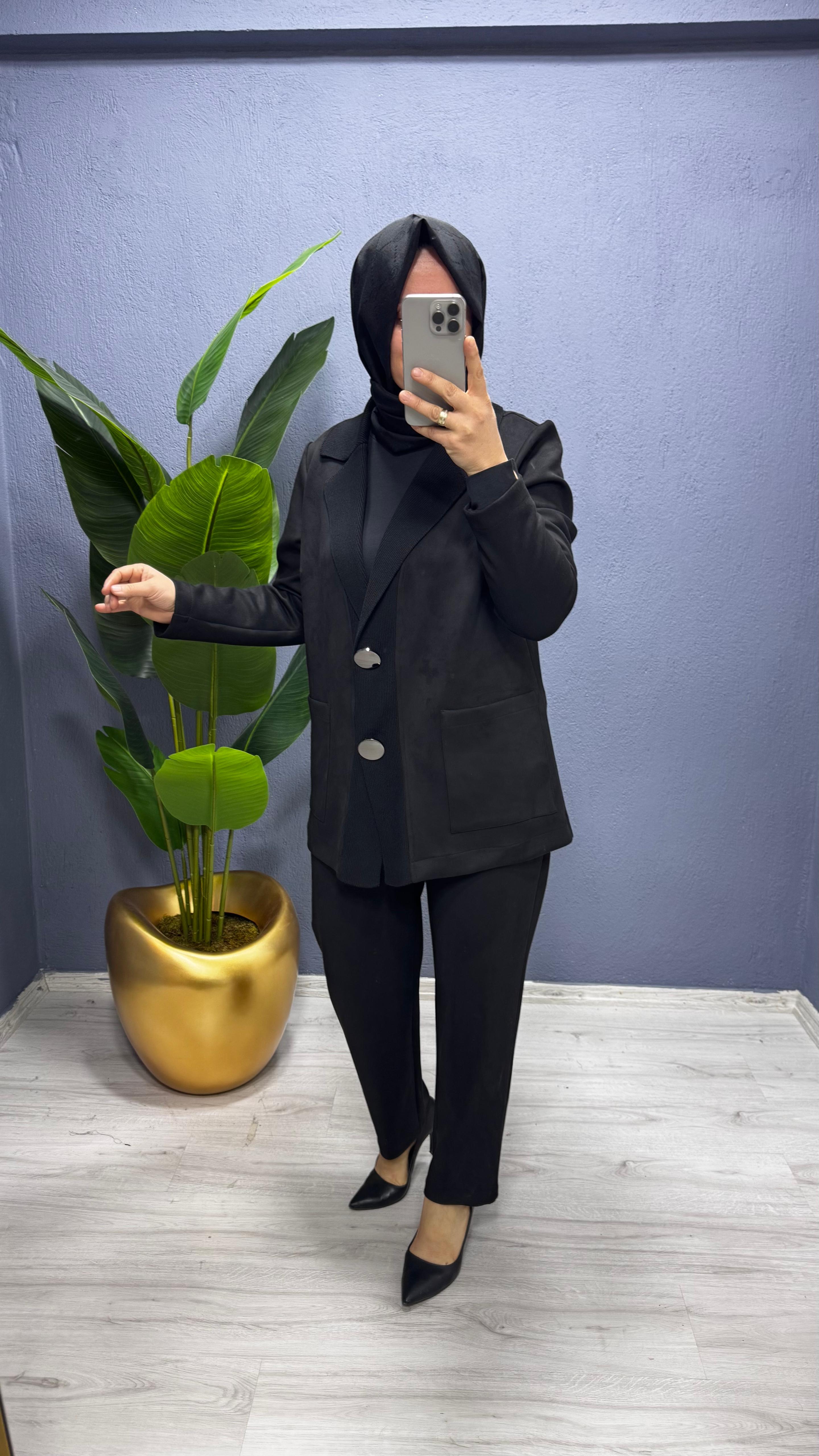 Tığ Triko Yakalı Kolu Nakış ve İşlemeli Süet Pantolonlu  TKM.5036.01