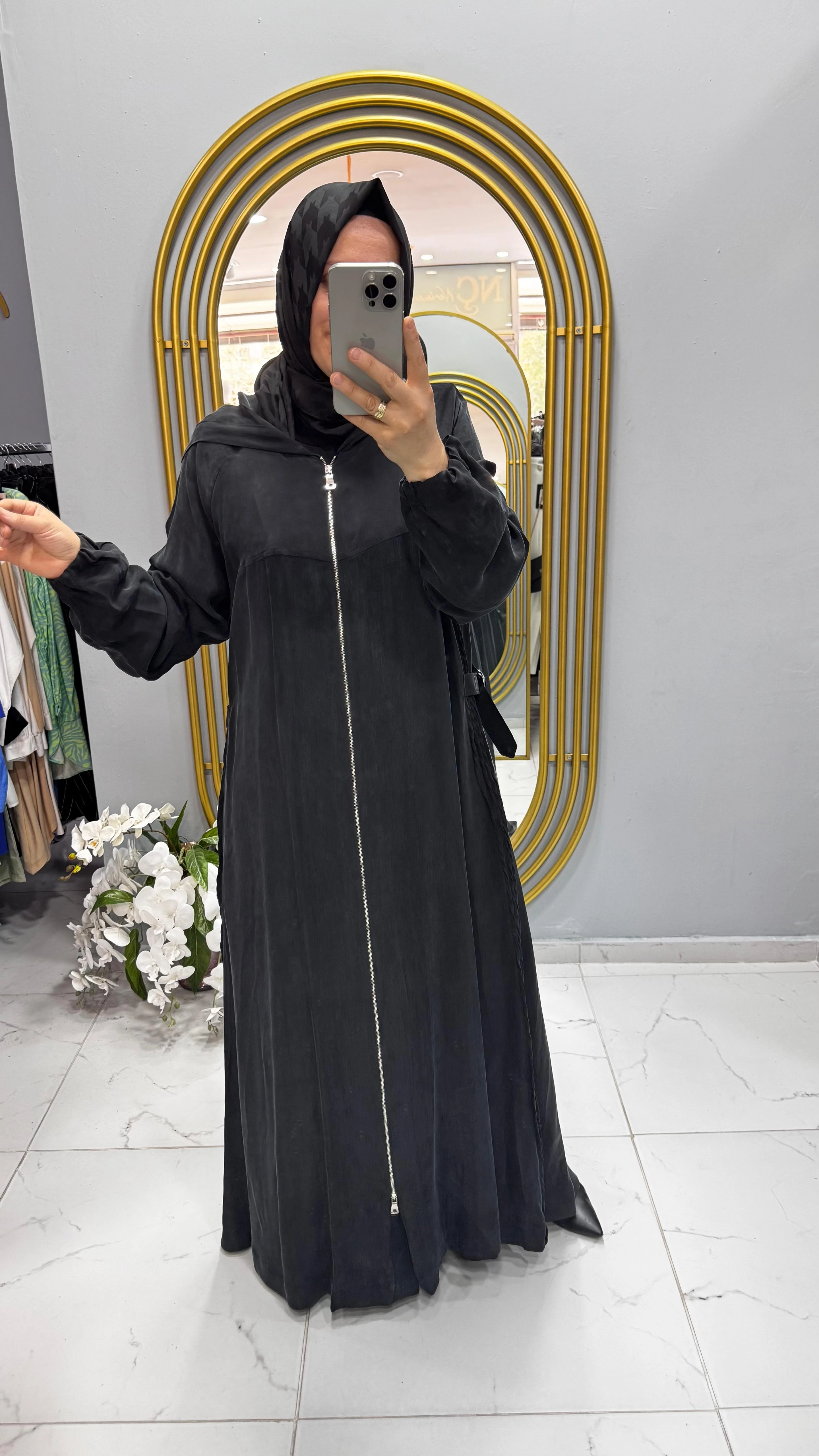 Misswhence Pardesü (37513)