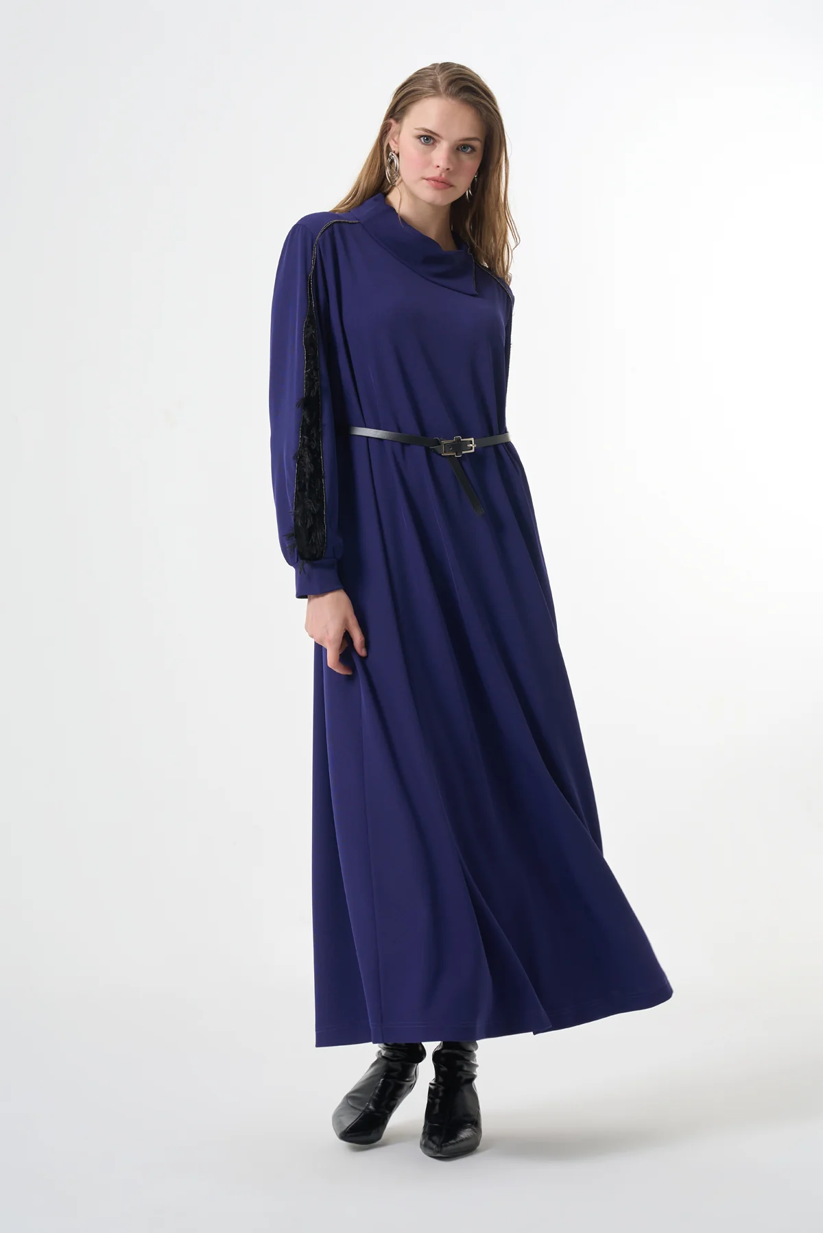 Misswhence Kadife Detaylı Elbise (38800)