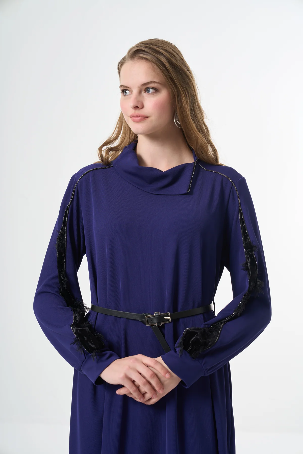 Misswhence Kadife Detaylı Elbise (38800)