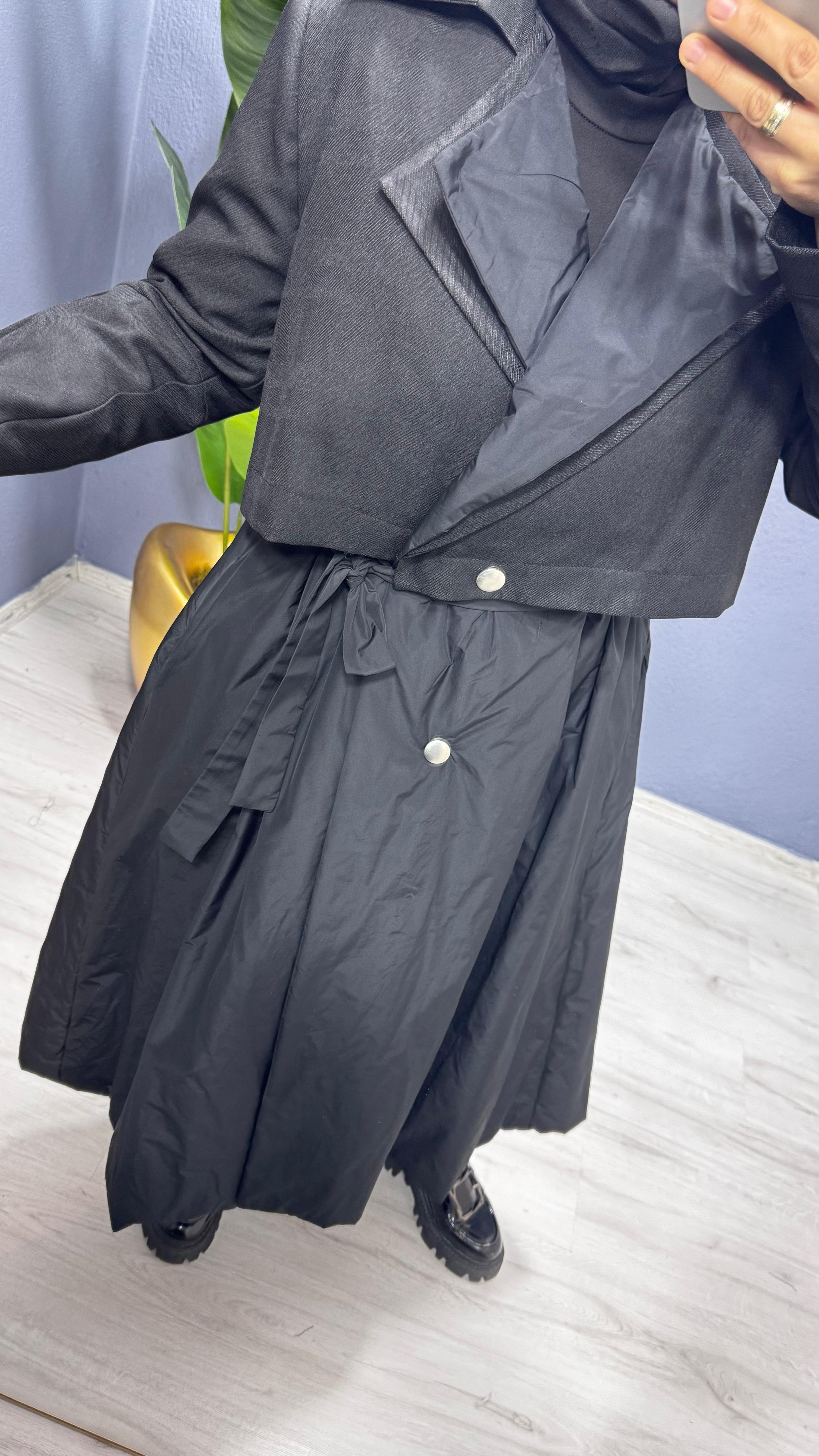 Misswhence Kap (38403)