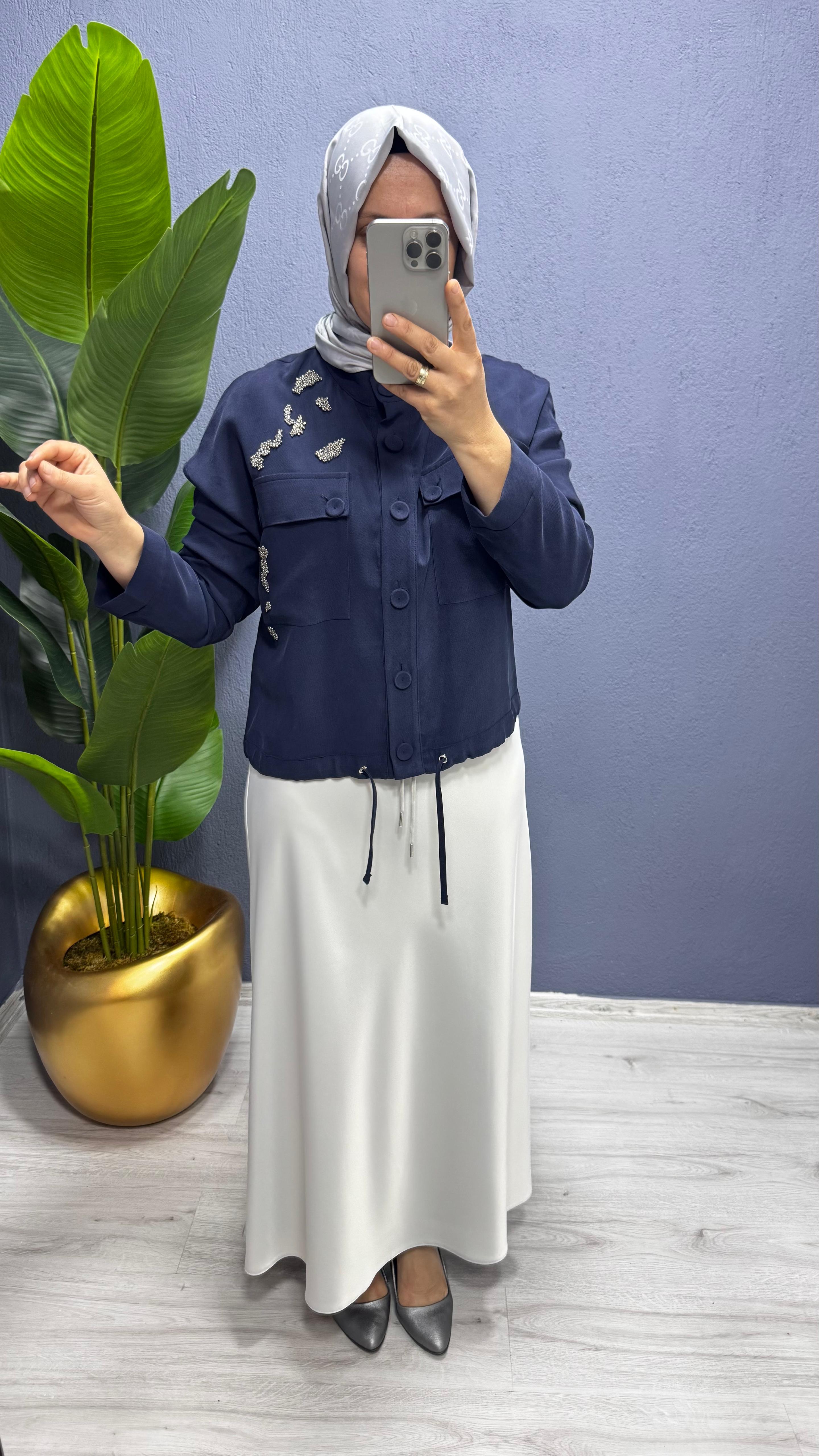 Ceremony Hakim Yaka İşlemeli ve Kısa Ceket (w-6826)