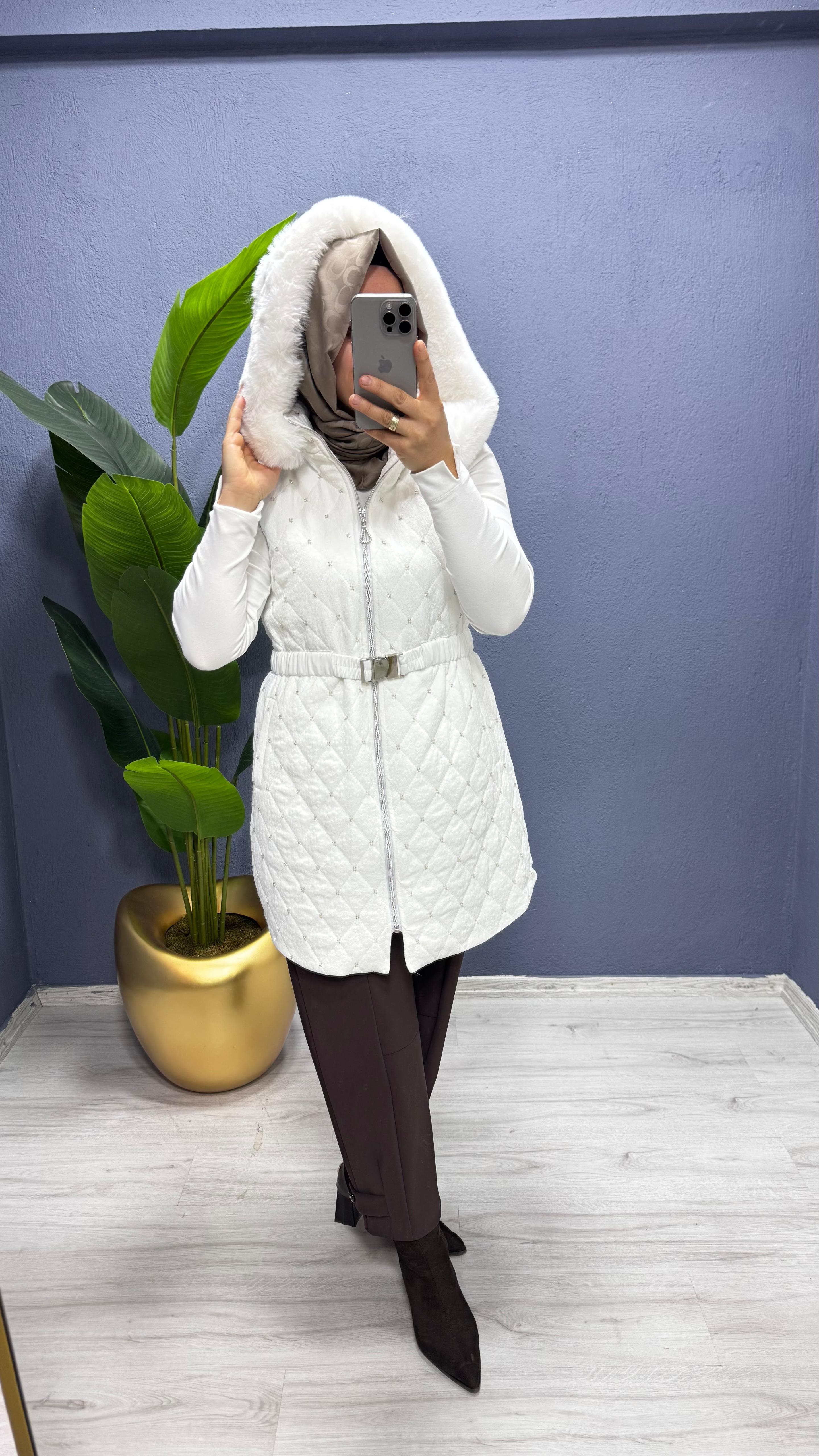 Fuat Gürşen Kapüşonlu Yelek (4506)