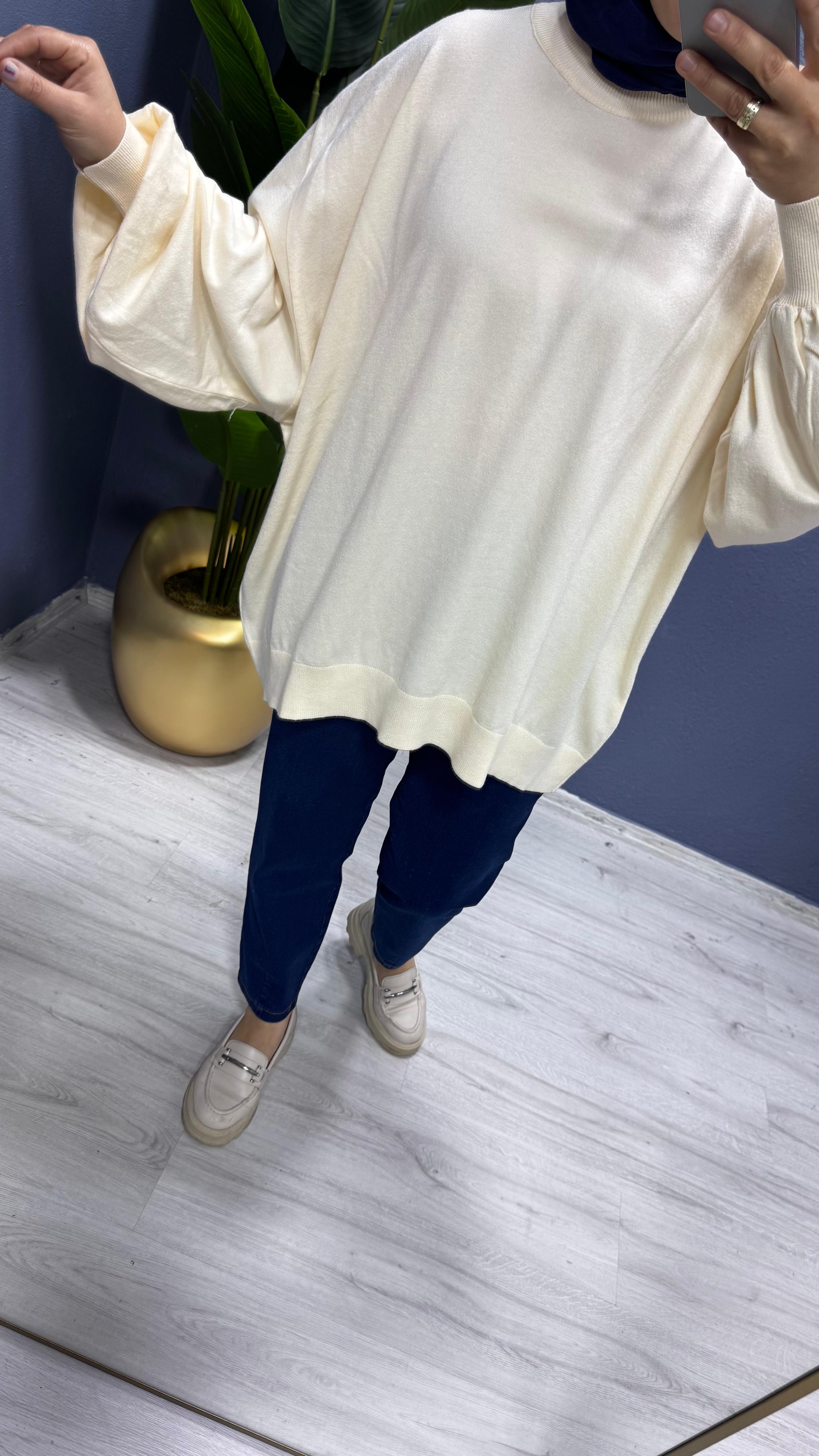 Ceremony İnci İşlemeli Yumoş Kısa Kazak 51100