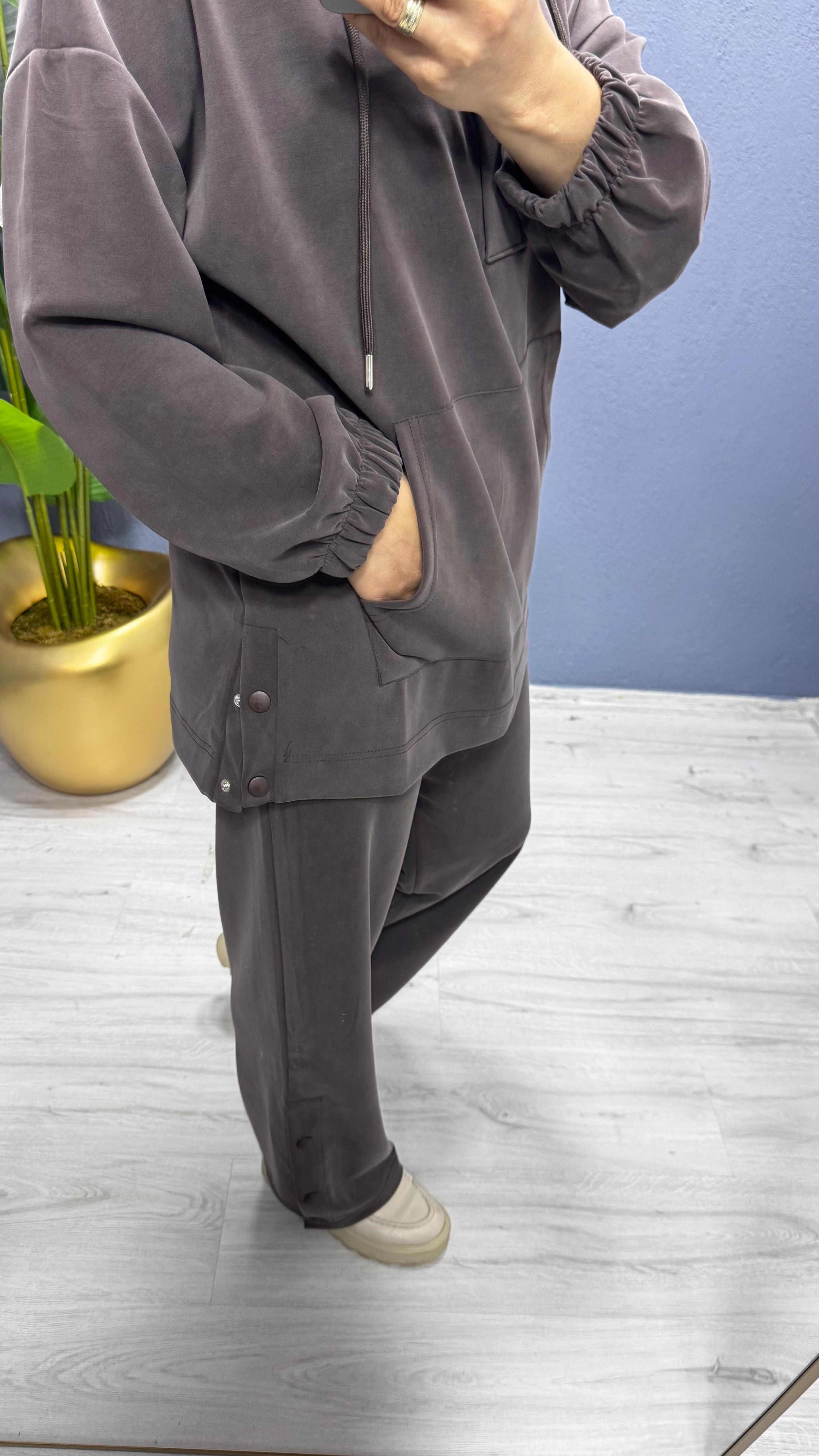 Yanı Çıt Çıt Detaylı Pantolonlu Takım  (1003)