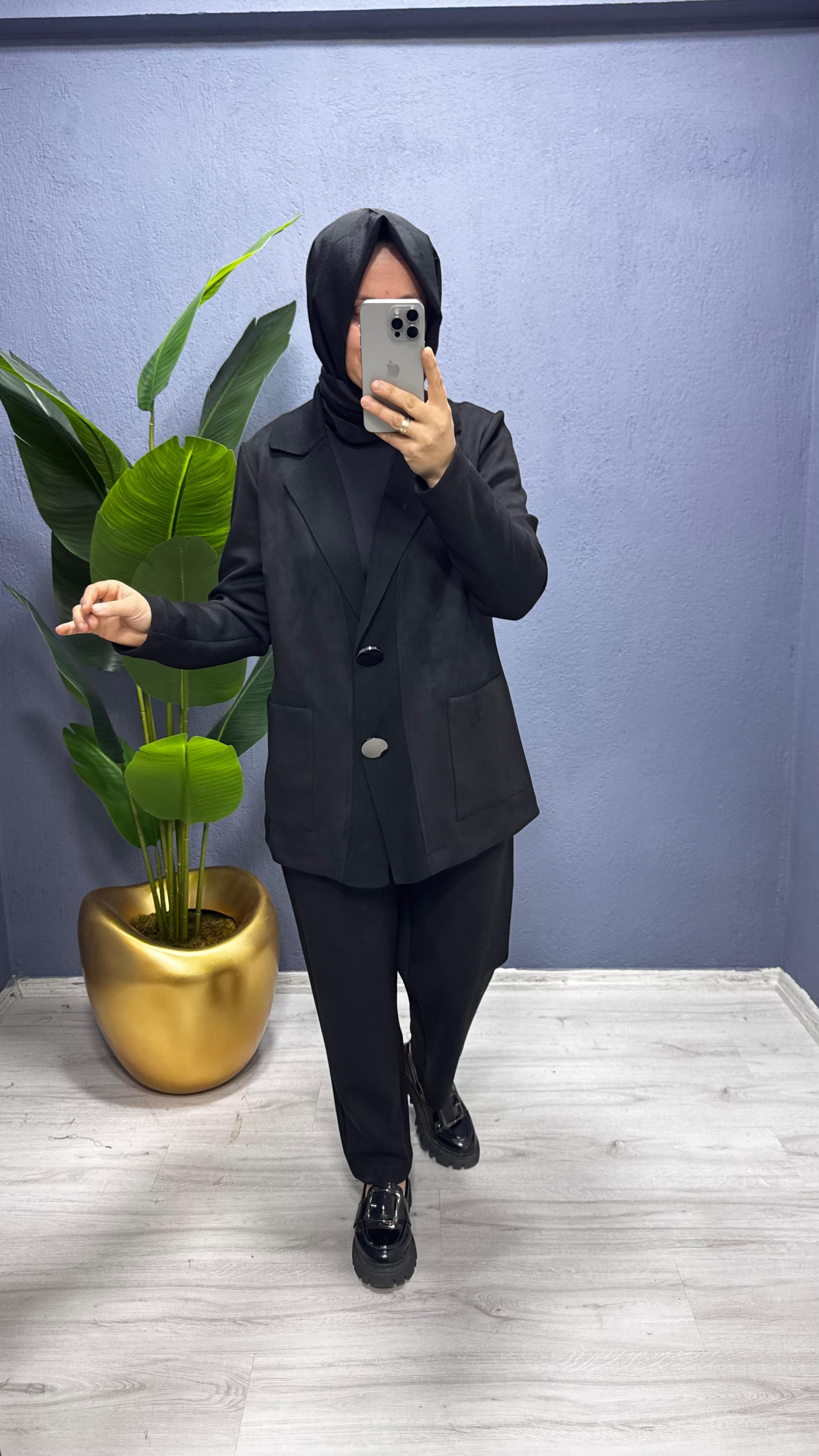 Tığ Triko Yakalı Kolu Nakış ve İşlemeli Süet Pantolonlu  TKM.5036.01