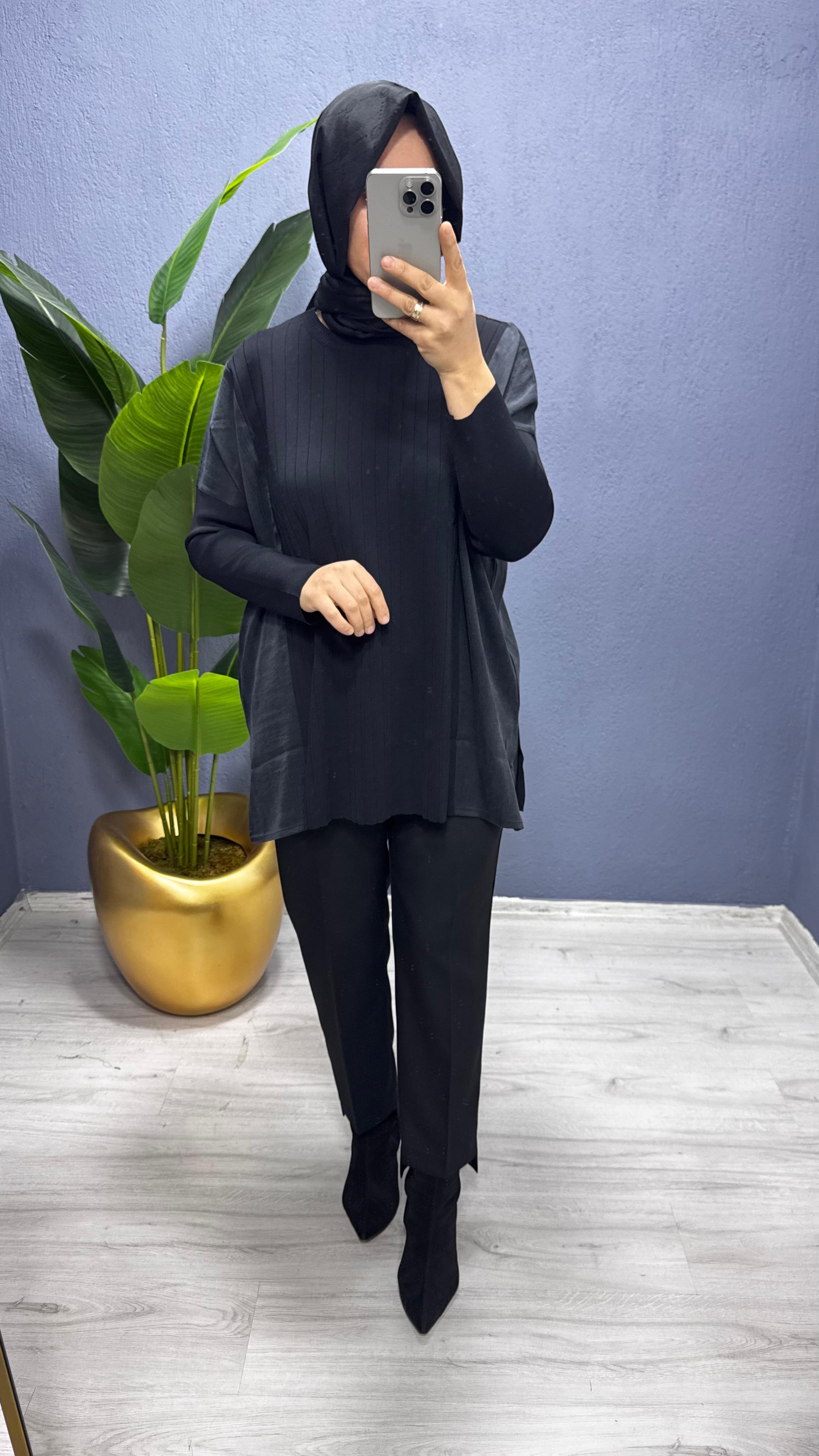 Tığ Triko Kumaş Kombinli Yandan Yırtmaçlı Sıfır Yaka Triko (TNK.21915.1)