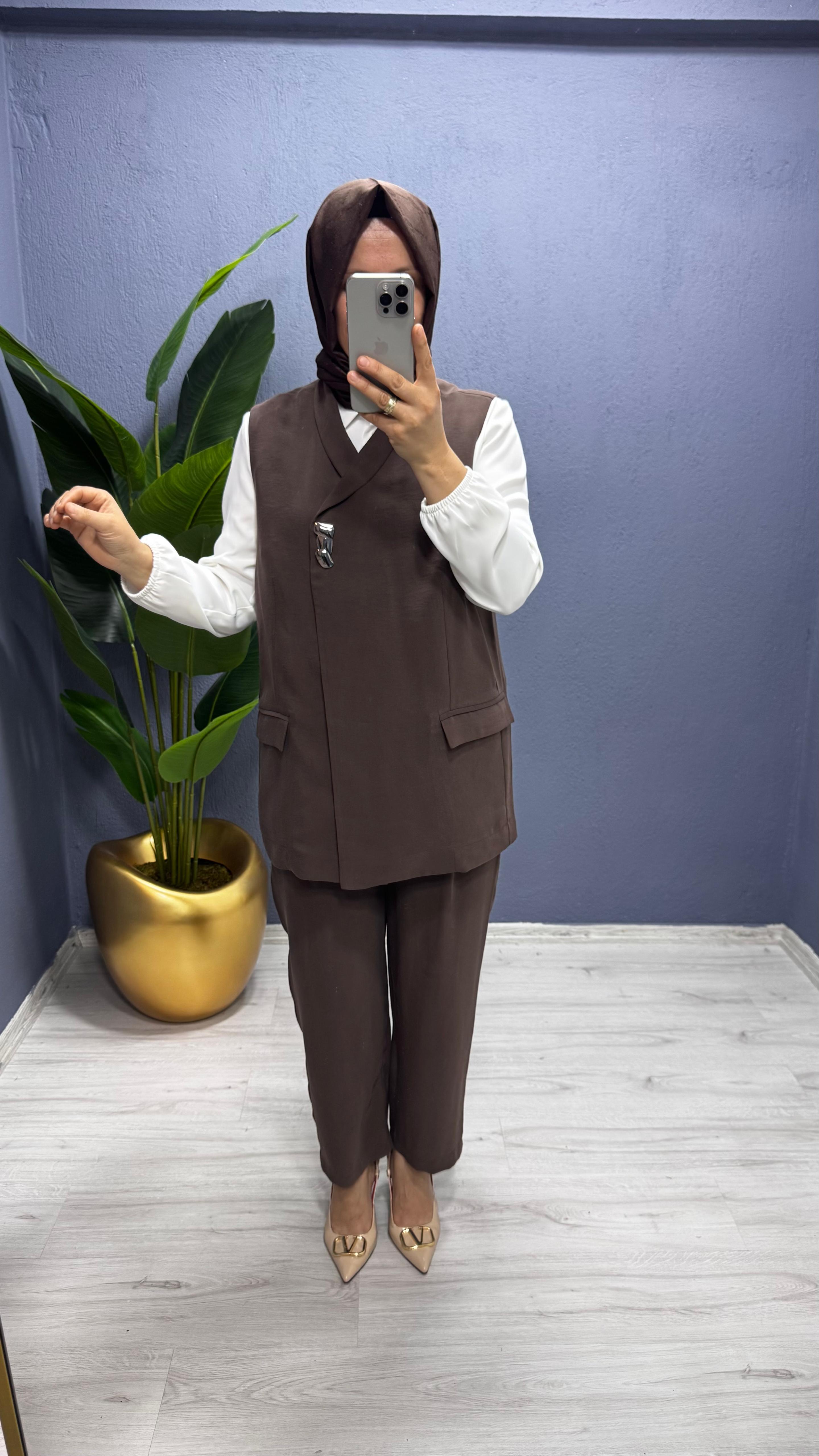 Tığ Triko   Tek Düğmeli Yelek Pantolon Takım TKM.5033.01