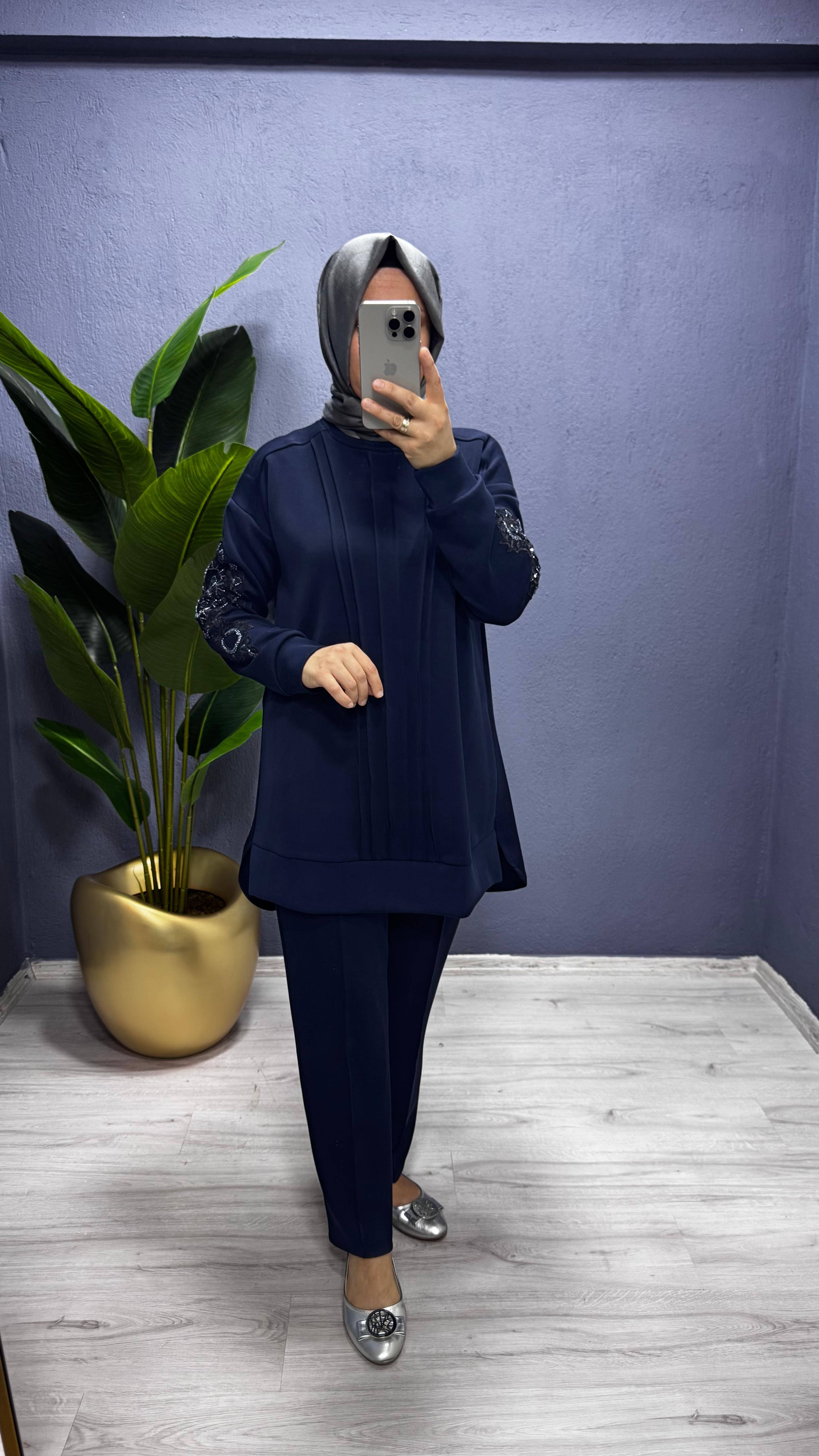 Fuat Gürşen  Pantolonlu Takım 4339