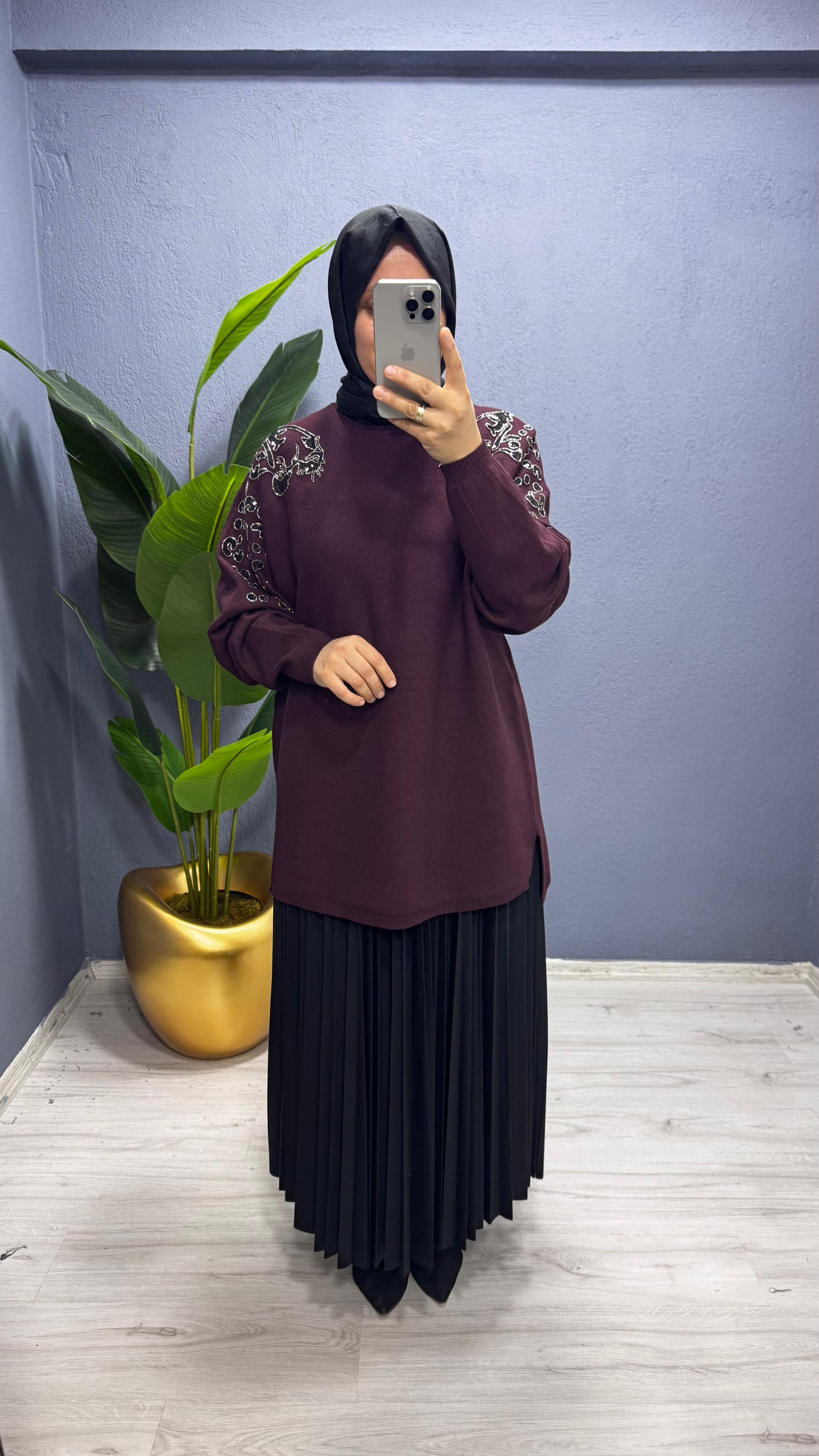 Tığ Triko İşlemeli Yarım Balıkcı Yaka Bluz (BLZ.22002.1)