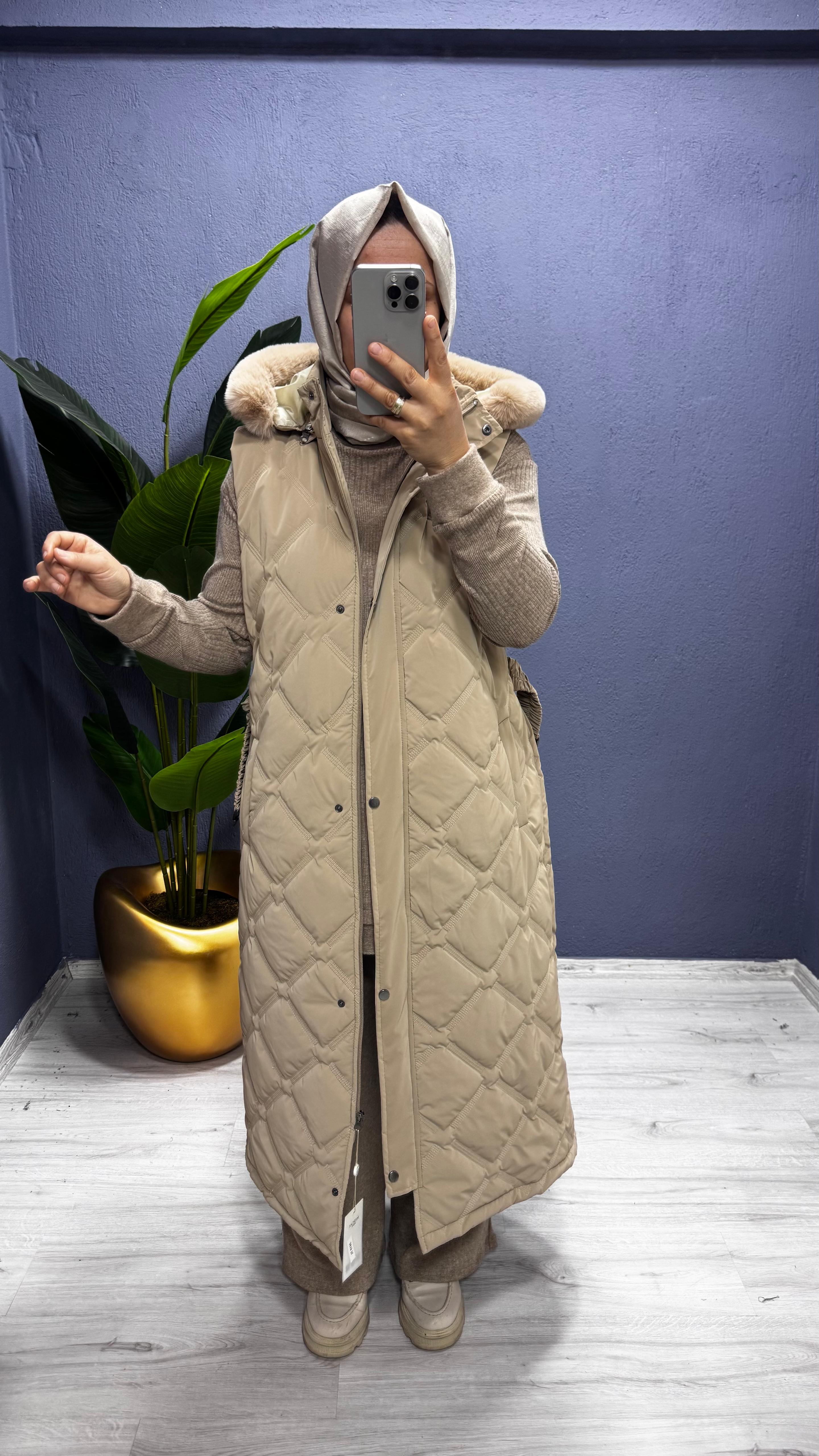 MARCHA  KAPİŞONLU KÜRKLÜ YELEK (20200)