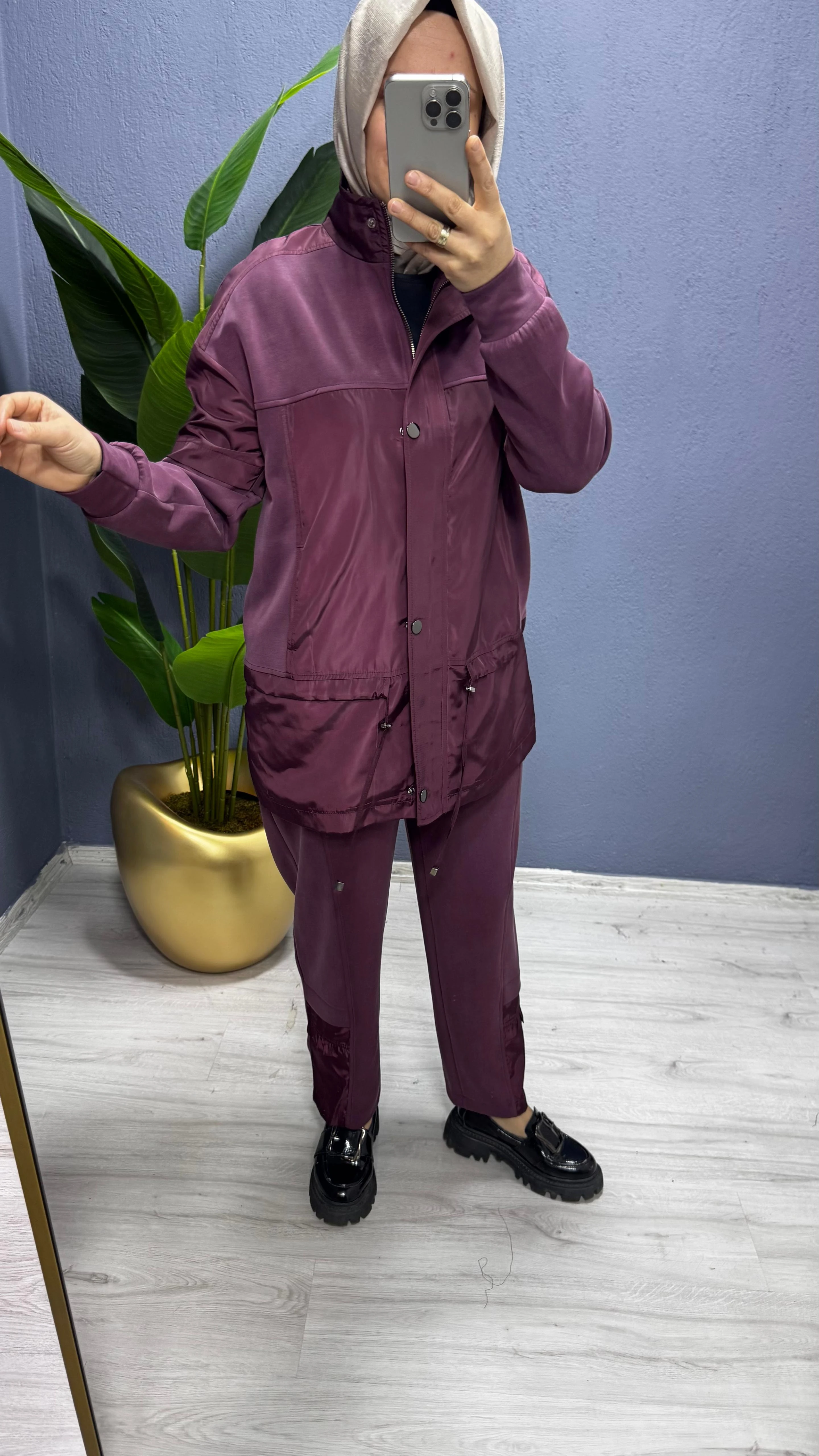 Tığ Triko  Dik yaka Önden Patlı Pantolonlu Takım TKM.5049.01