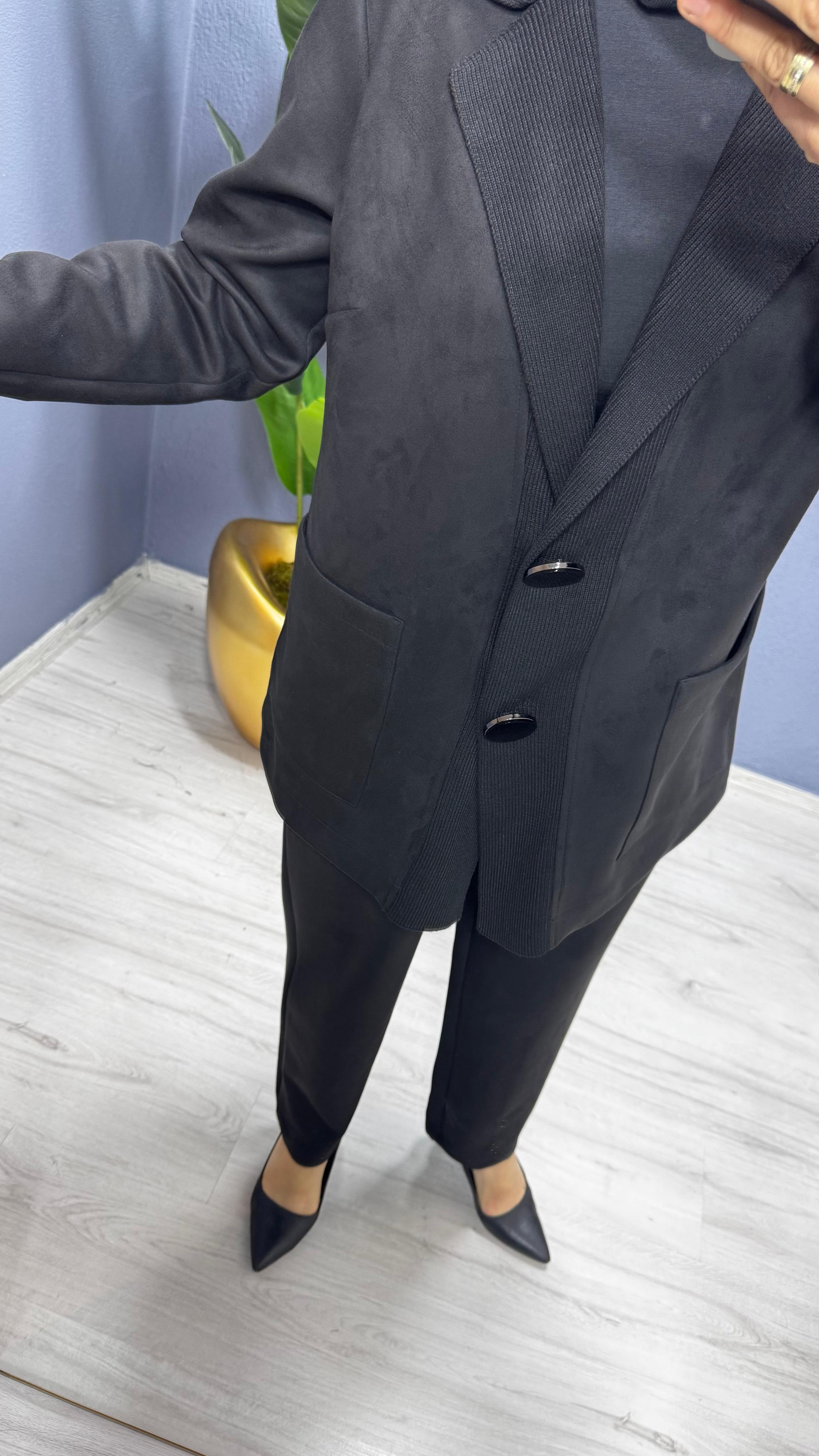 Tığ Triko Yakalı Kolu Nakış ve İşlemeli Süet Pantolonlu  TKM.5036.01