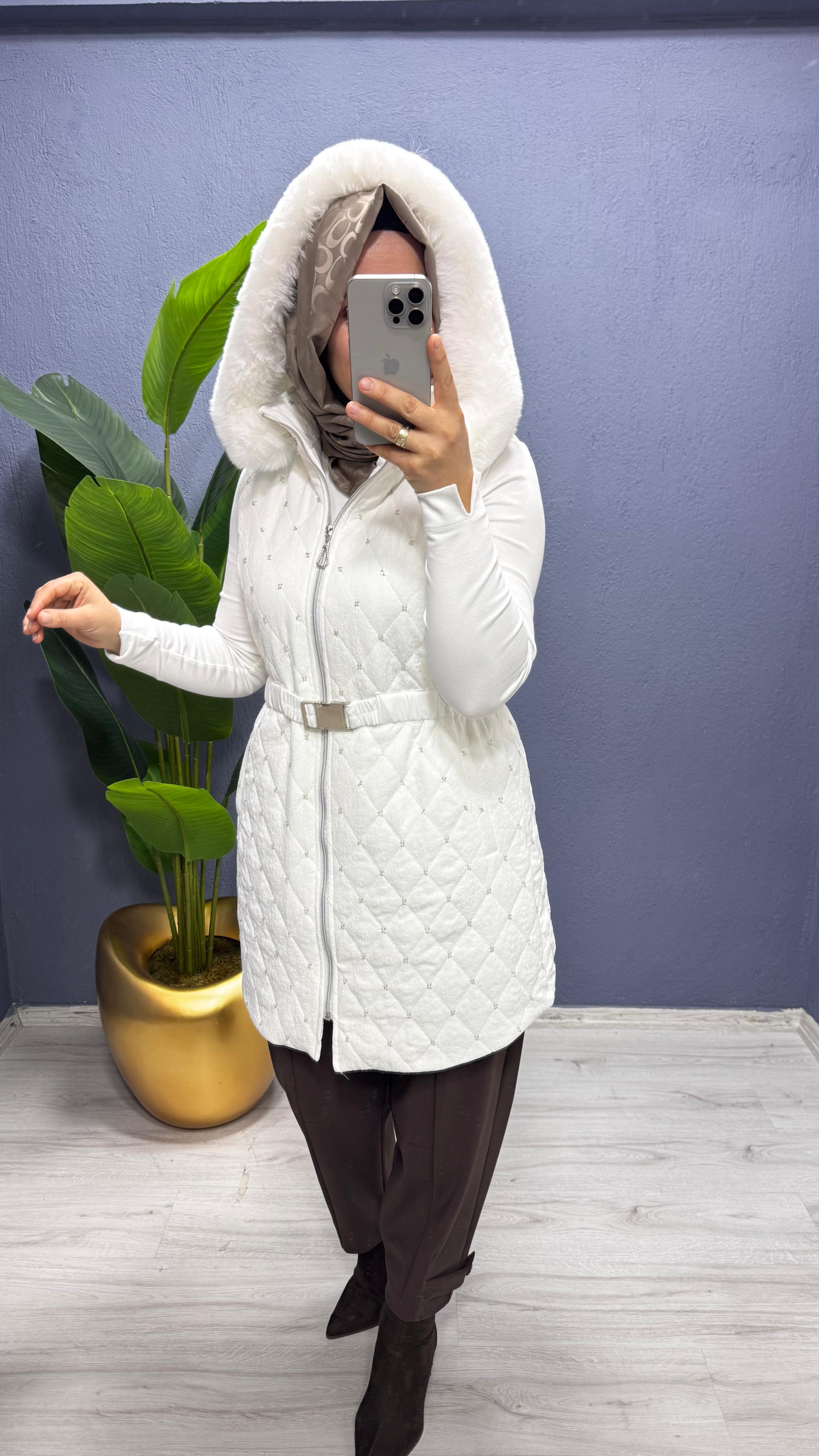 Fuat Gürşen Kapüşonlu Yelek (4506)