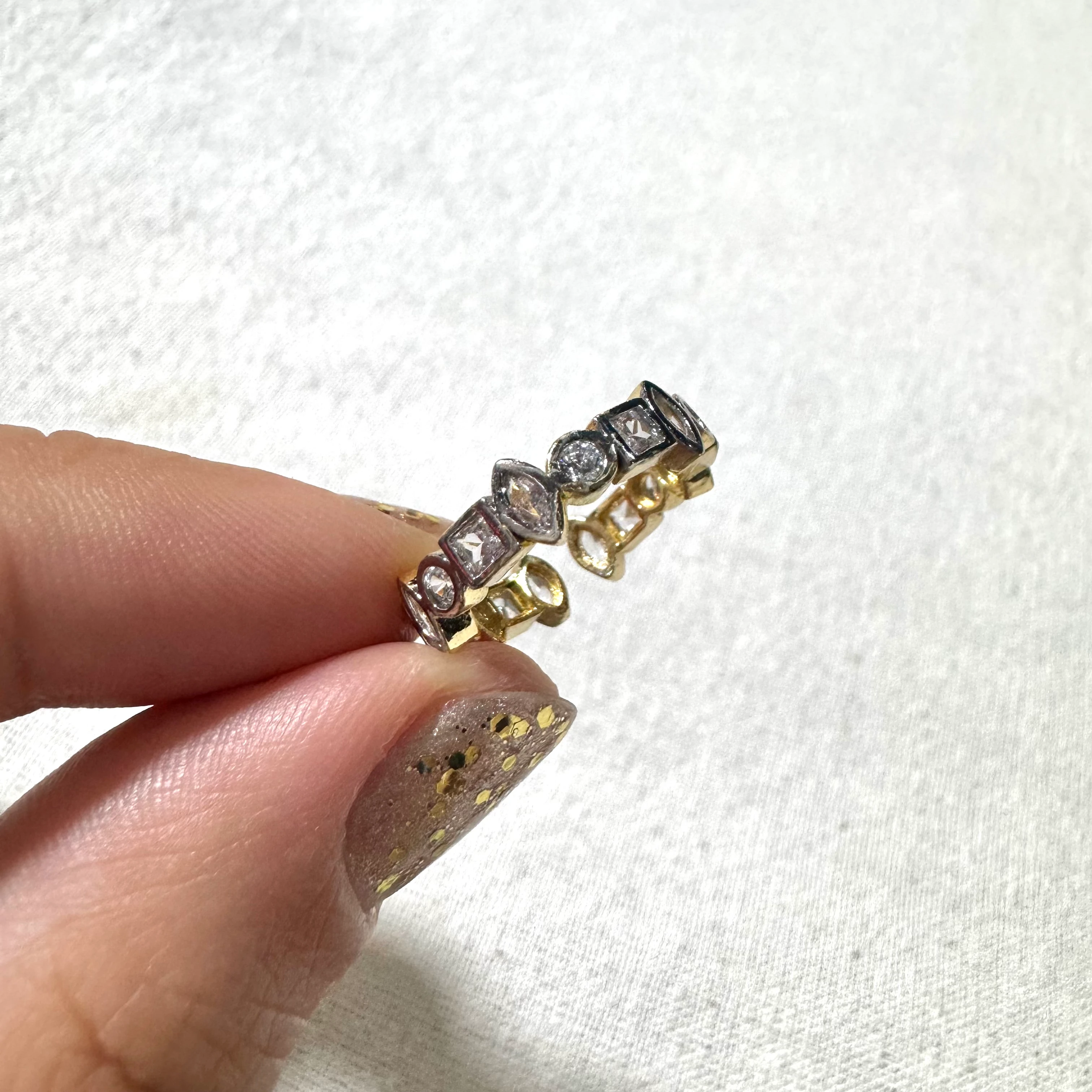 VIP Seri Geometrik Taşlı Yüzük