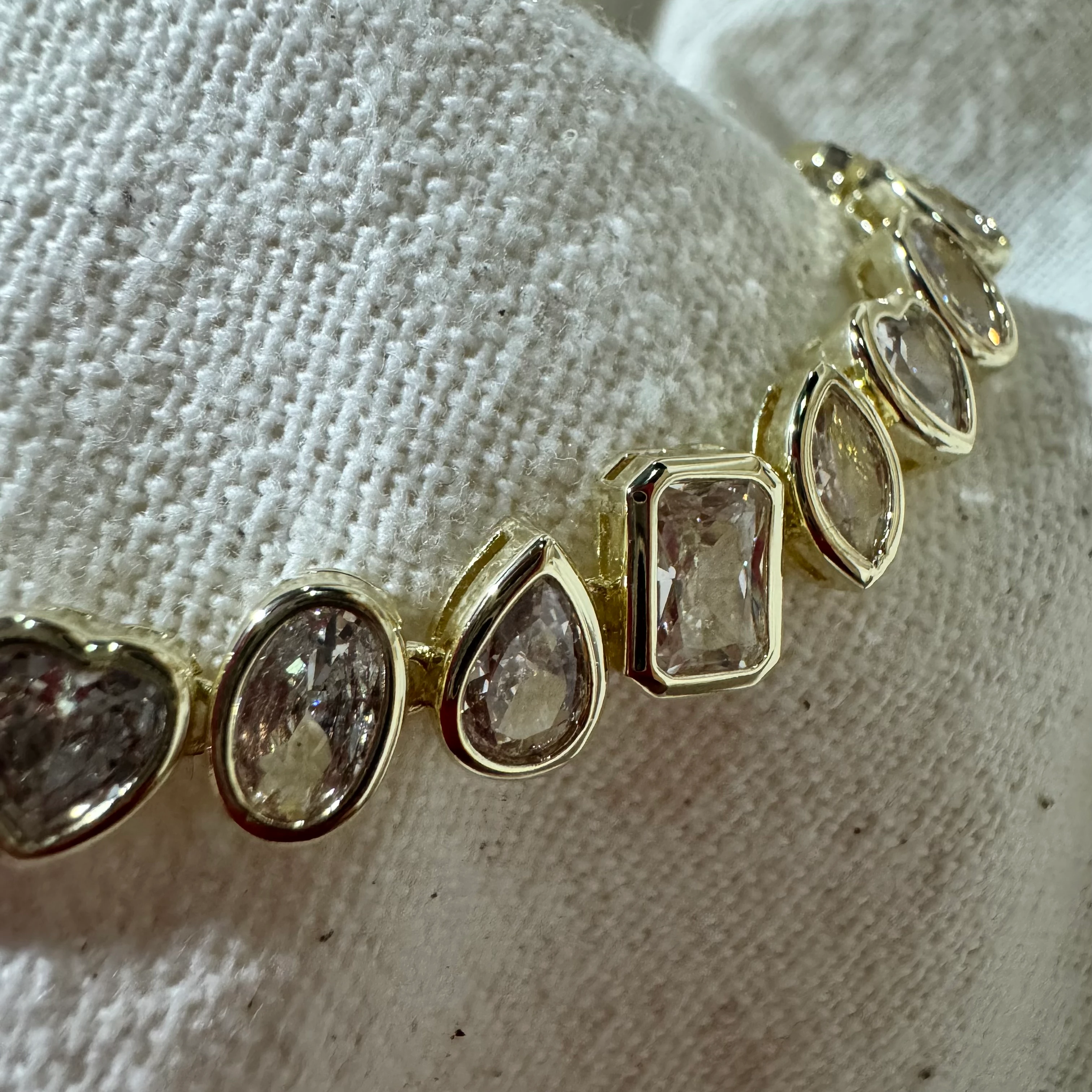 Geometrik Şekilli VIP Bileklik