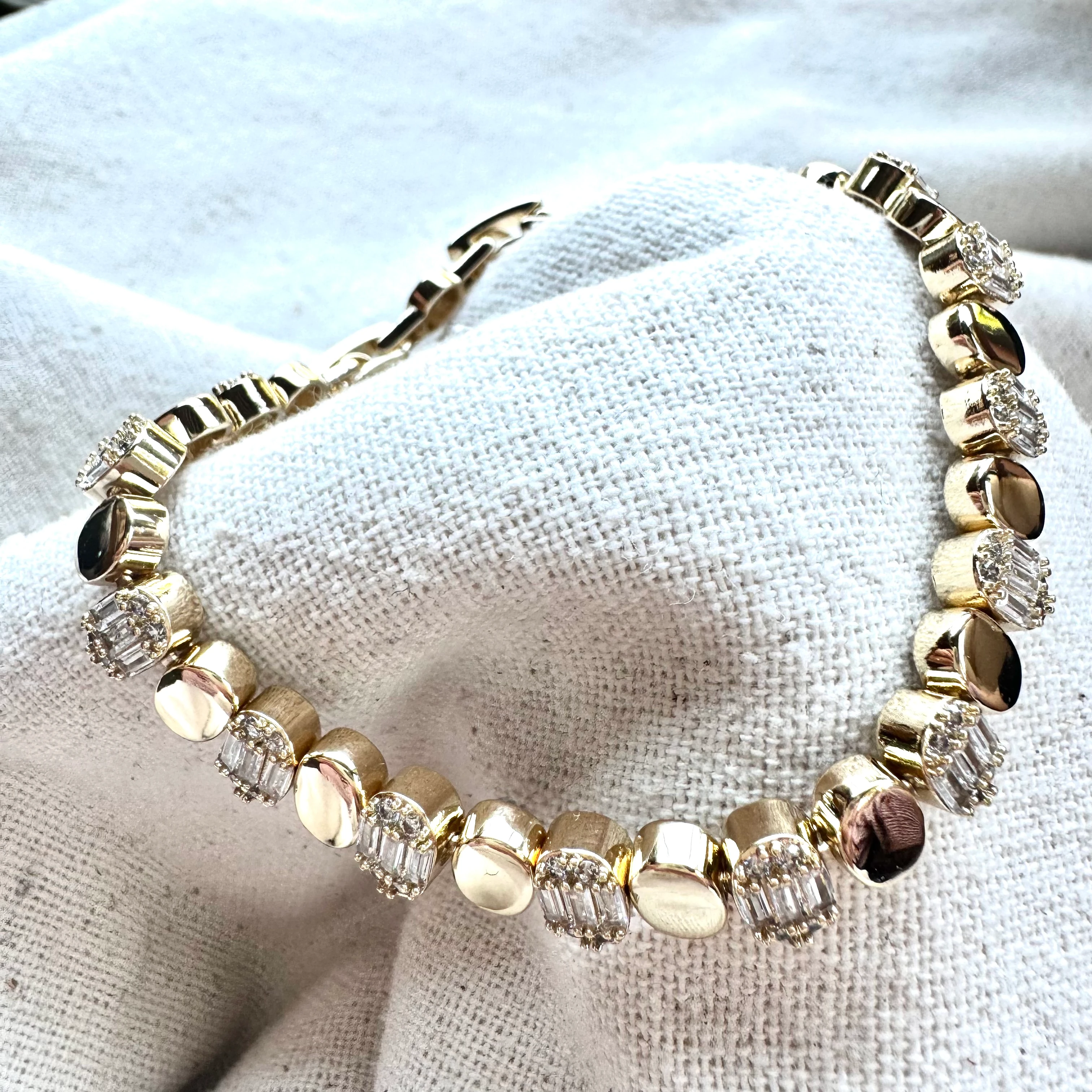 Baget Taşlı Nokta Bileklik