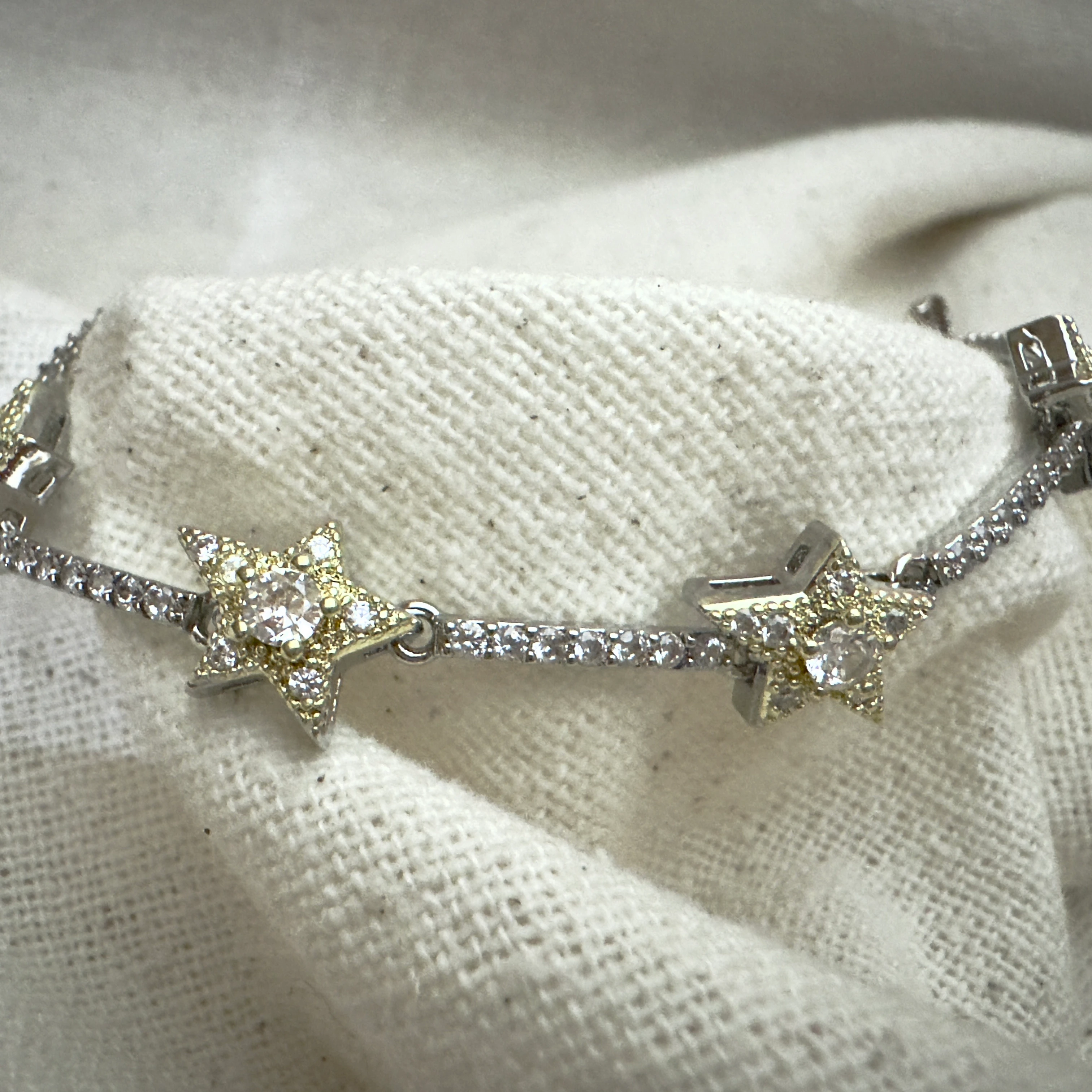 Zirkon Taşlı Çift Renk Yıldız Bileklik