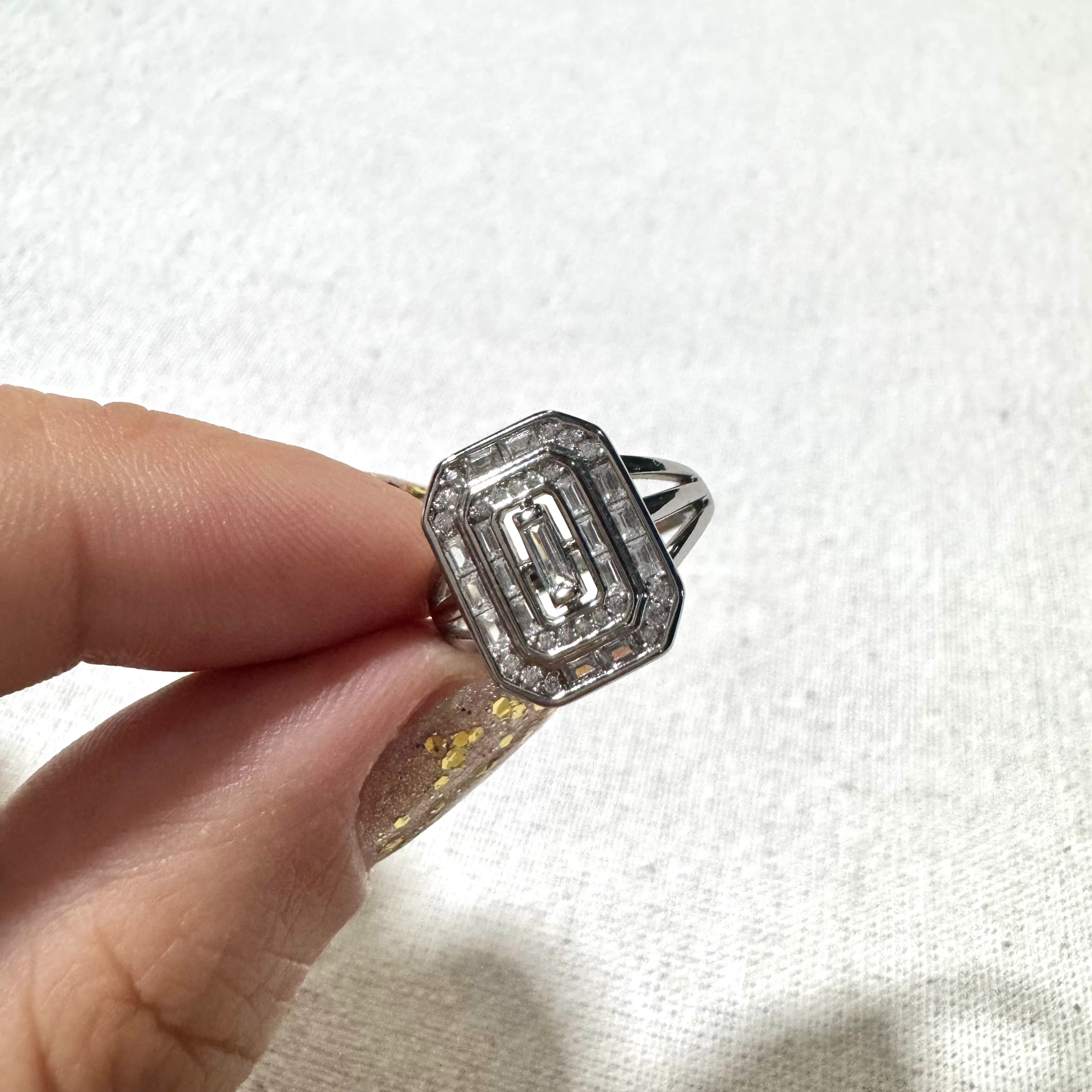 Gümüş Taşlı Baget Yüzük