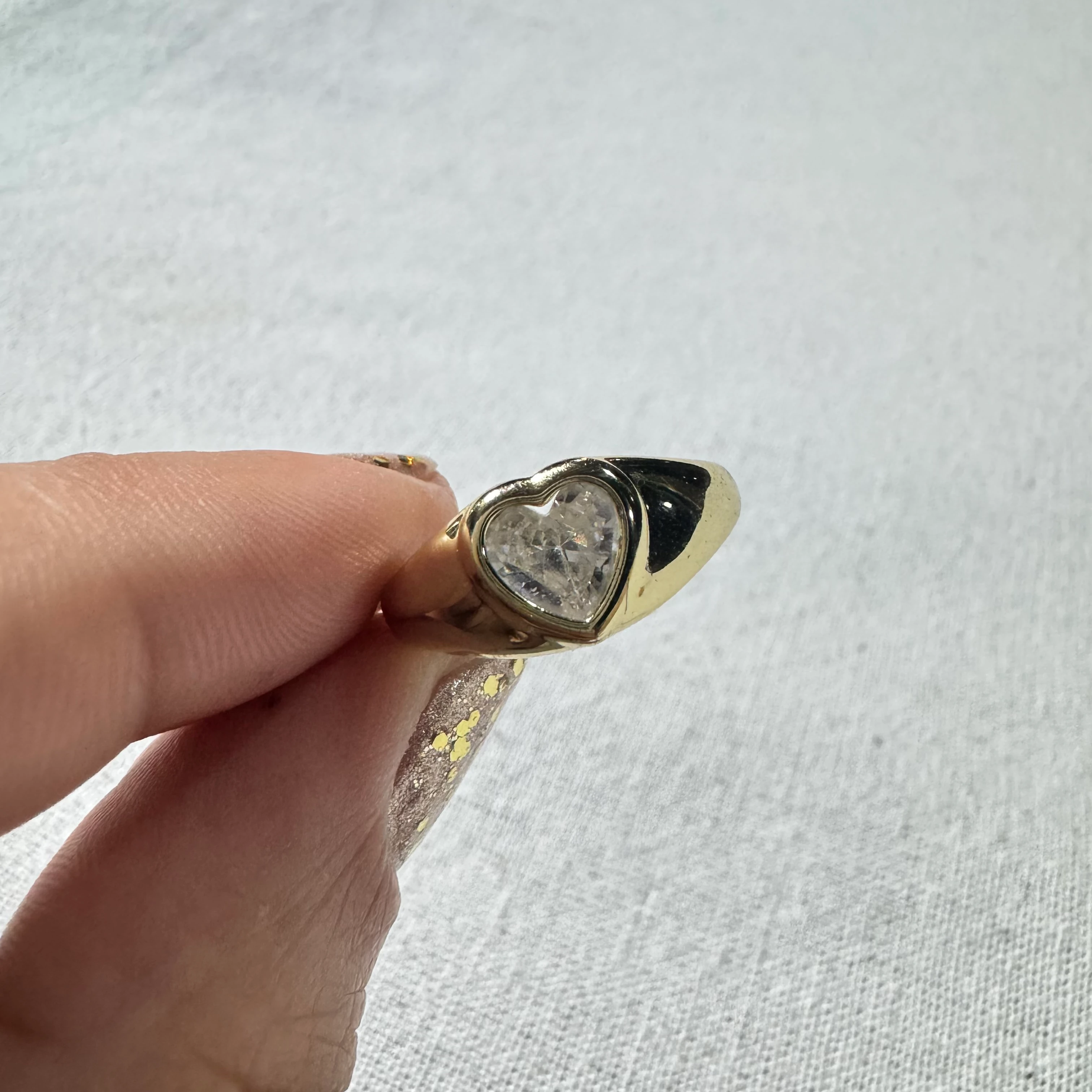 VIP Seri Kalp Taşlı Yüzük