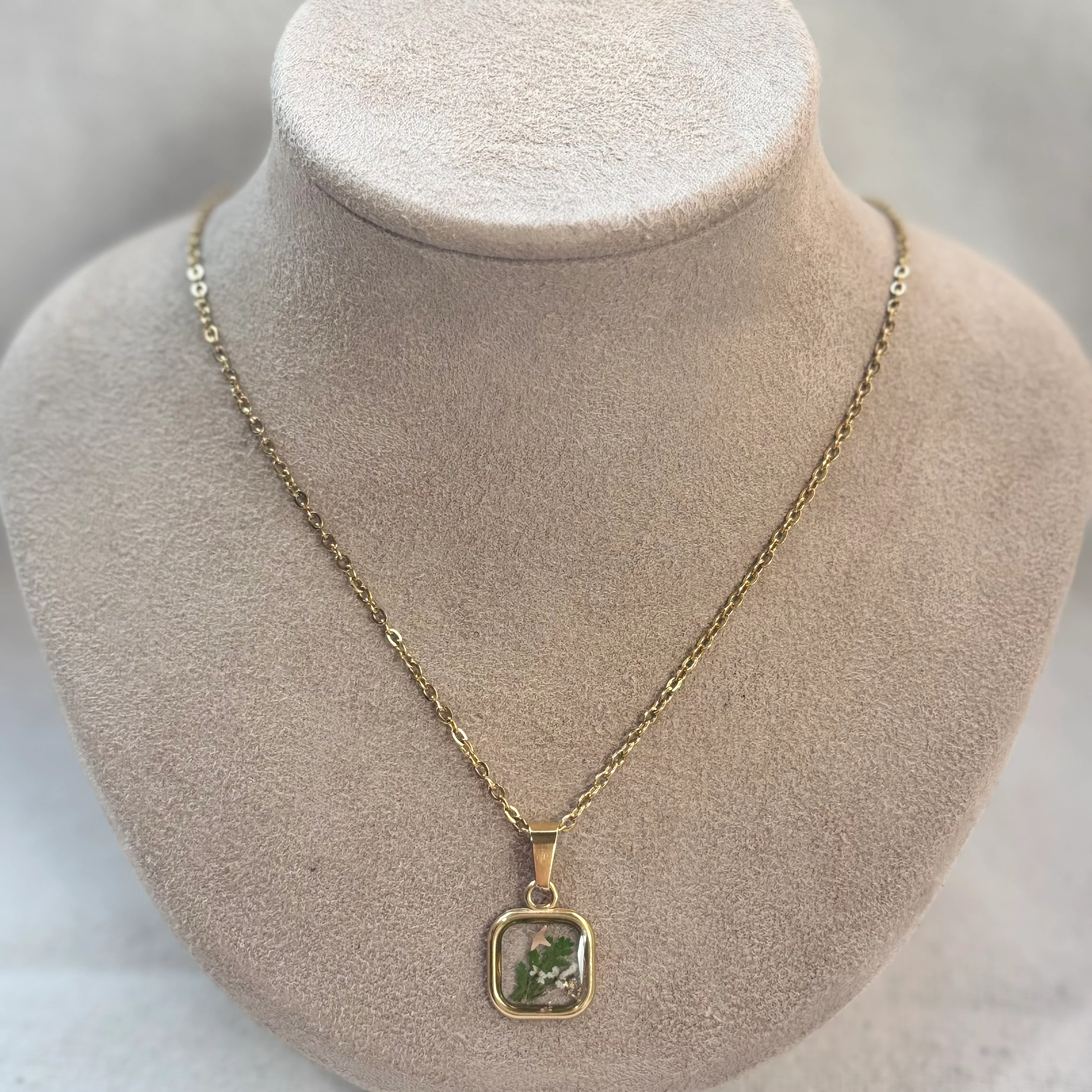 Çelik Kuru Çiçek Minimal Kolye