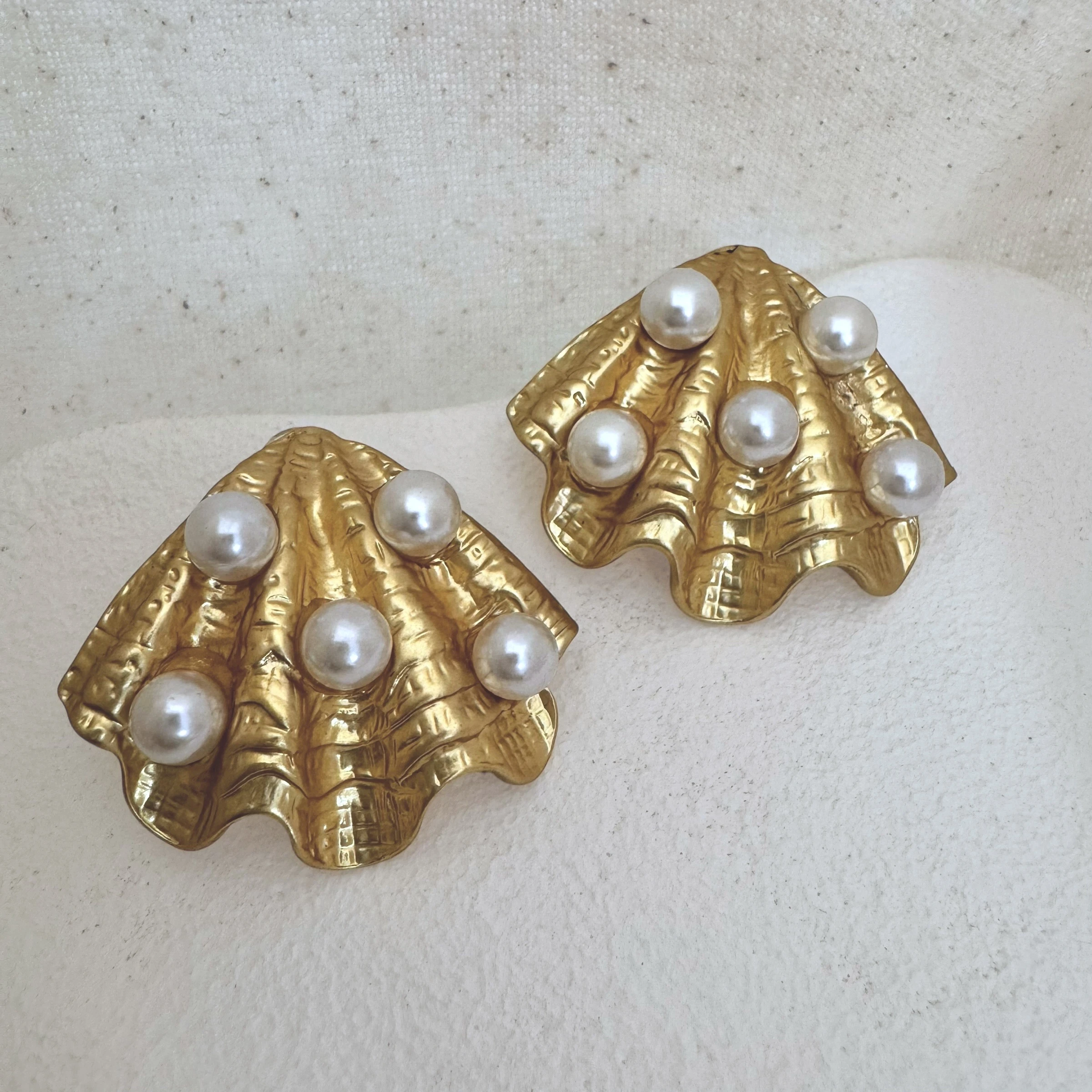 VIP Seri İncili Midye Küpe