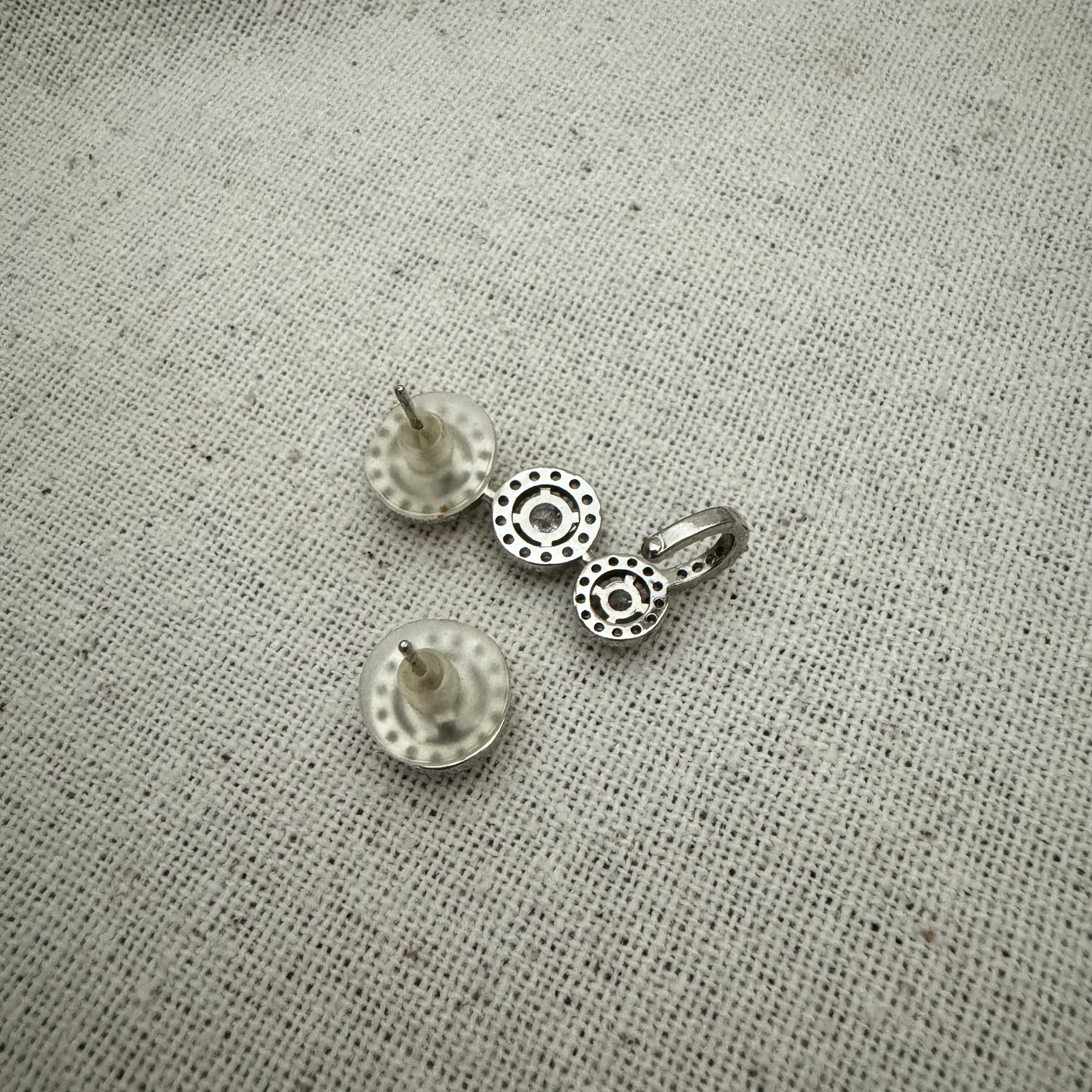 VIP Seri Yuvarlak Baget Küpe