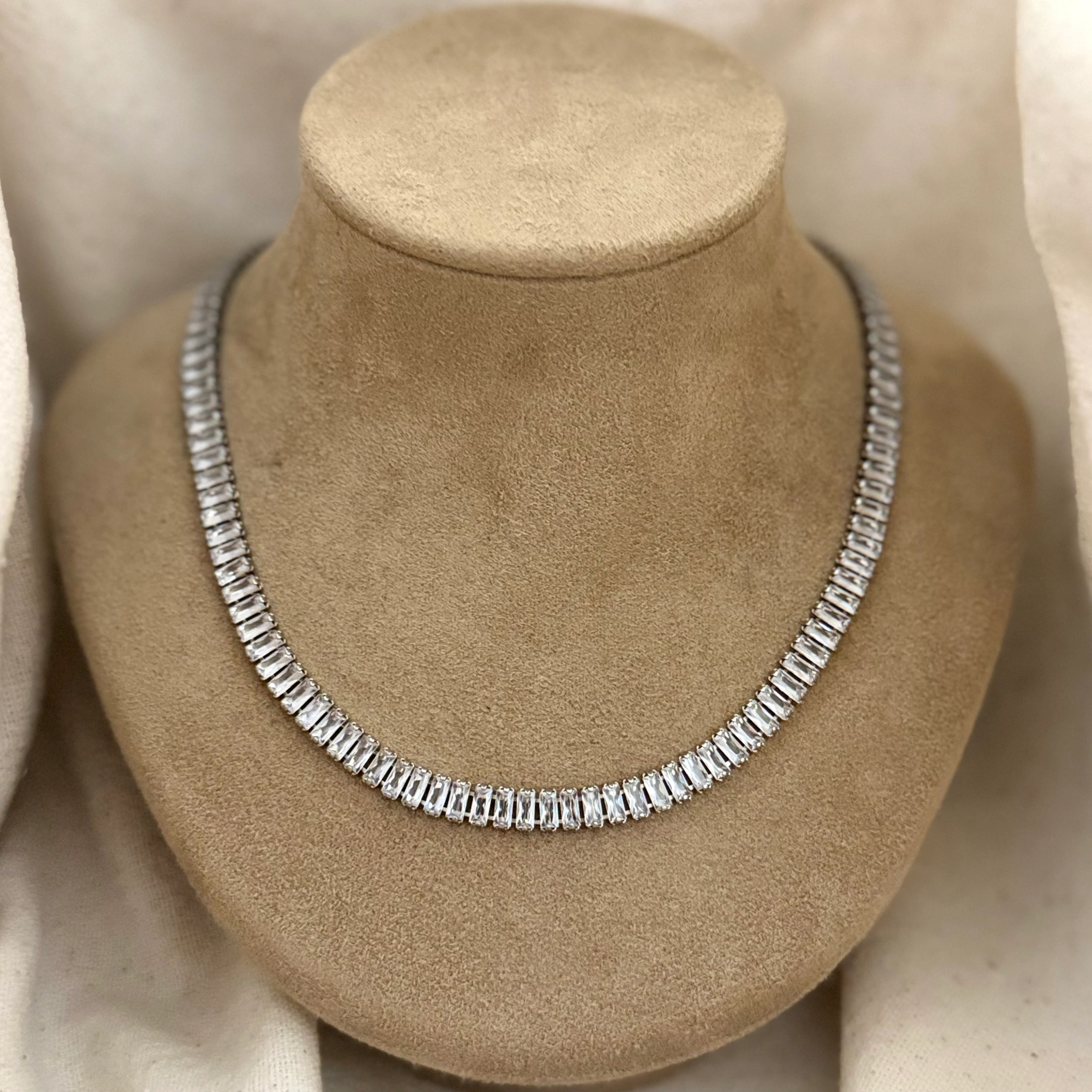 Çelik Baget Su Yolu Kolye