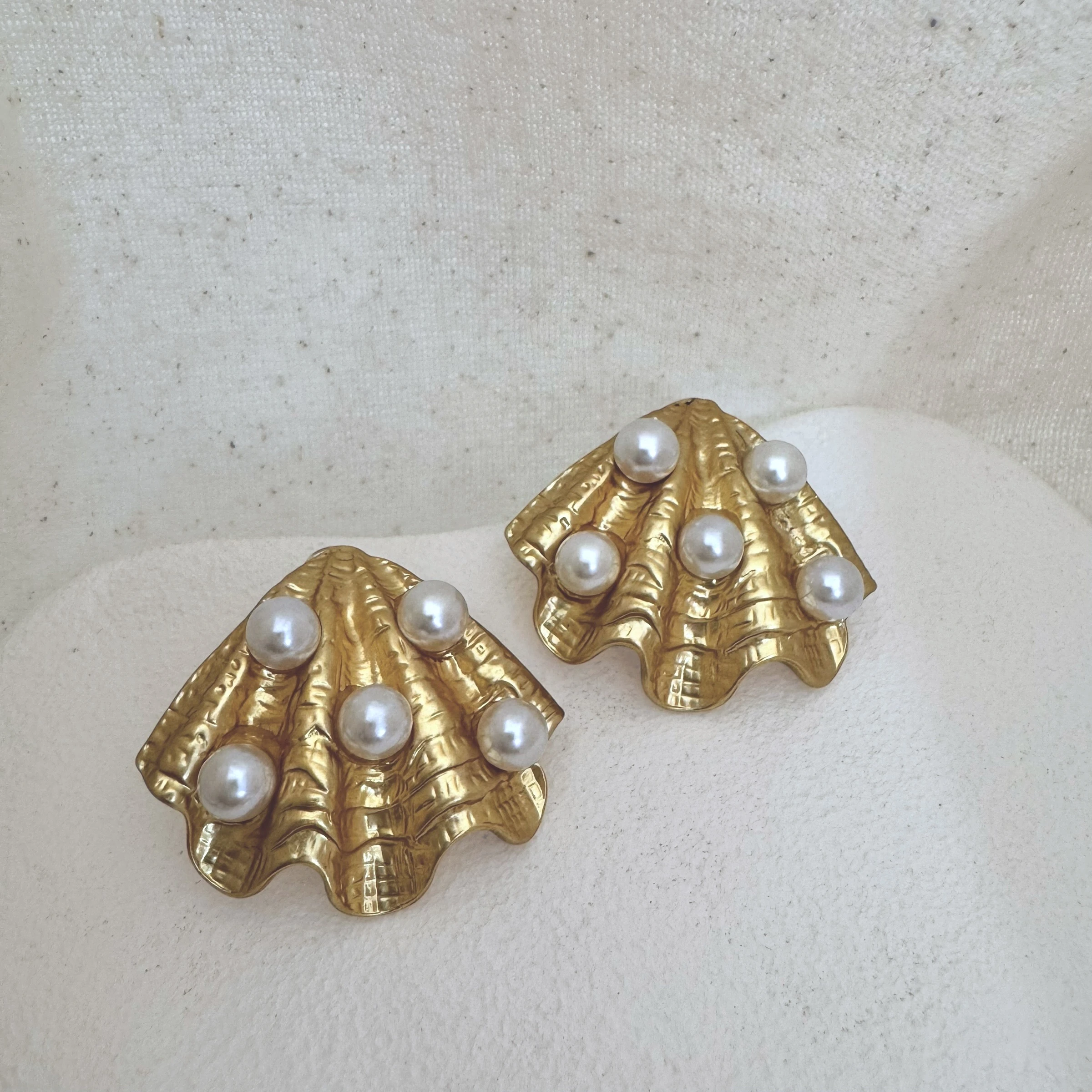 VIP Seri İncili Midye Küpe