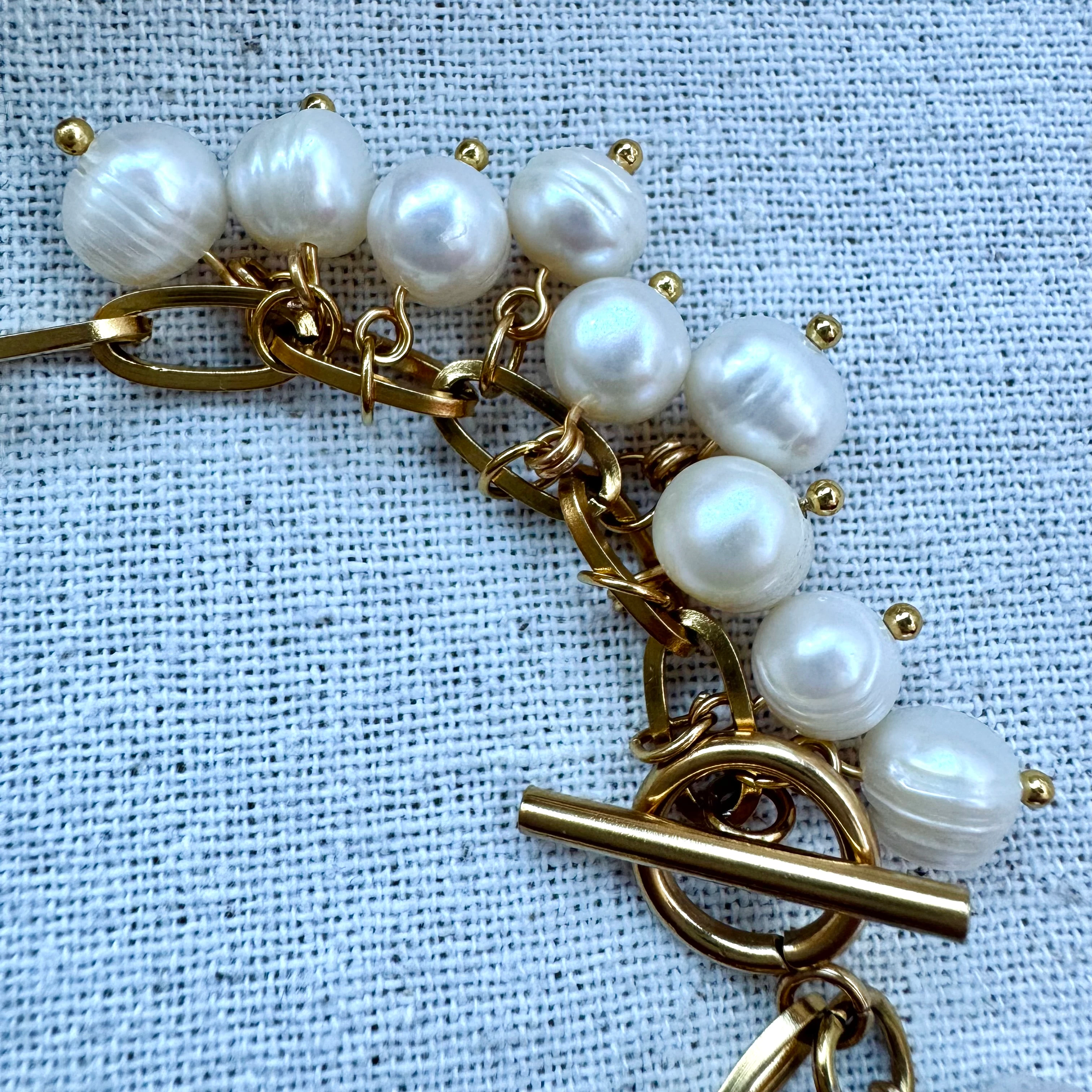 Doğal İnci Çelik Yonca Tasarım Bileklik 