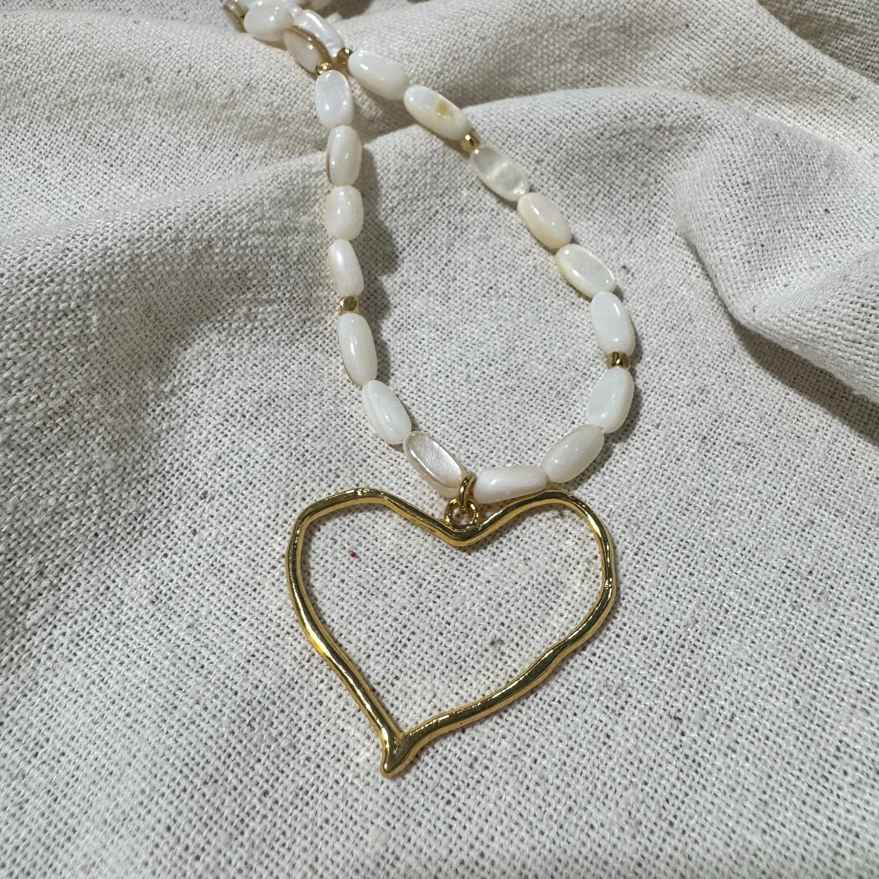 Doğal Sedef Kalp Tasarım Kolye