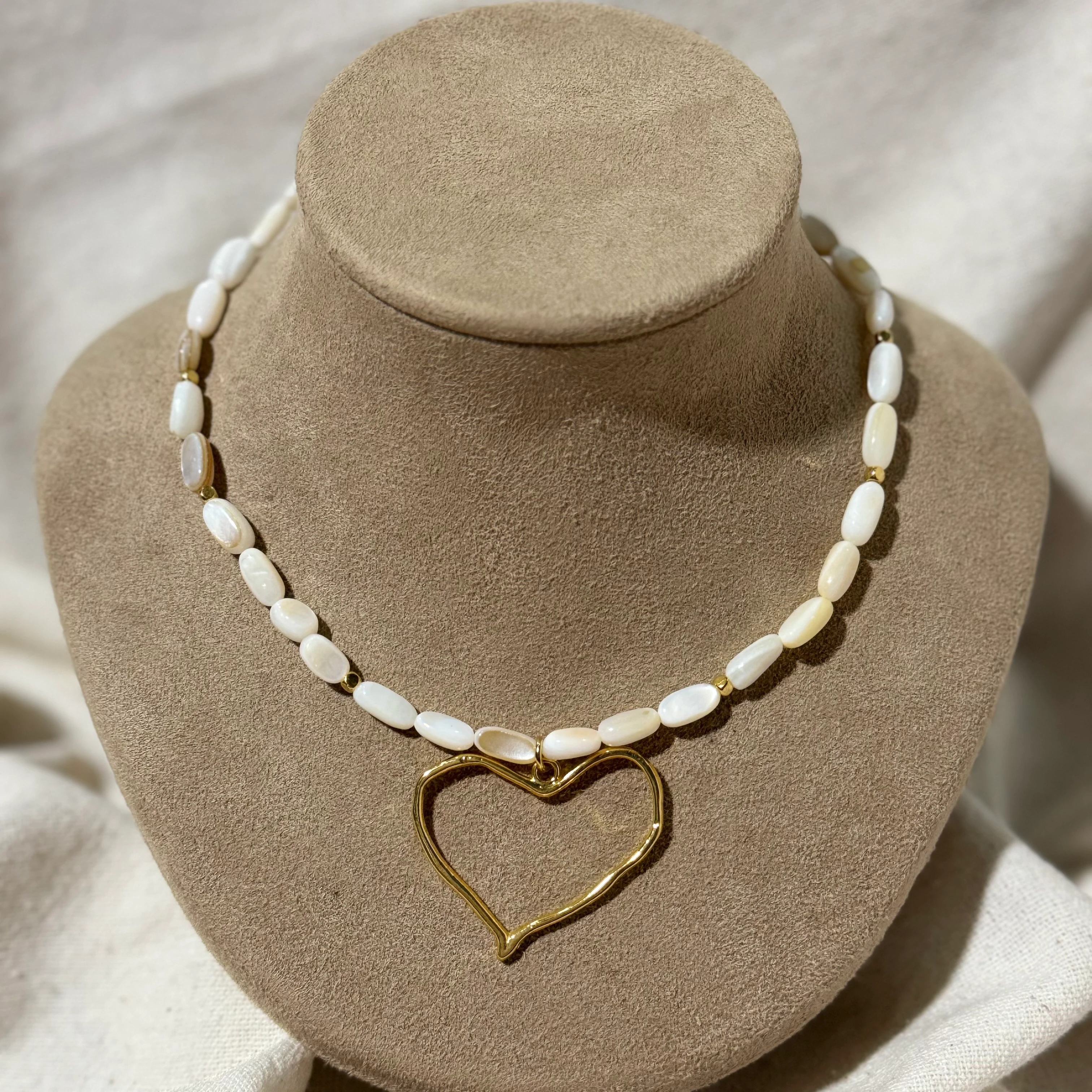 Doğal Sedef Kalp Tasarım Kolye