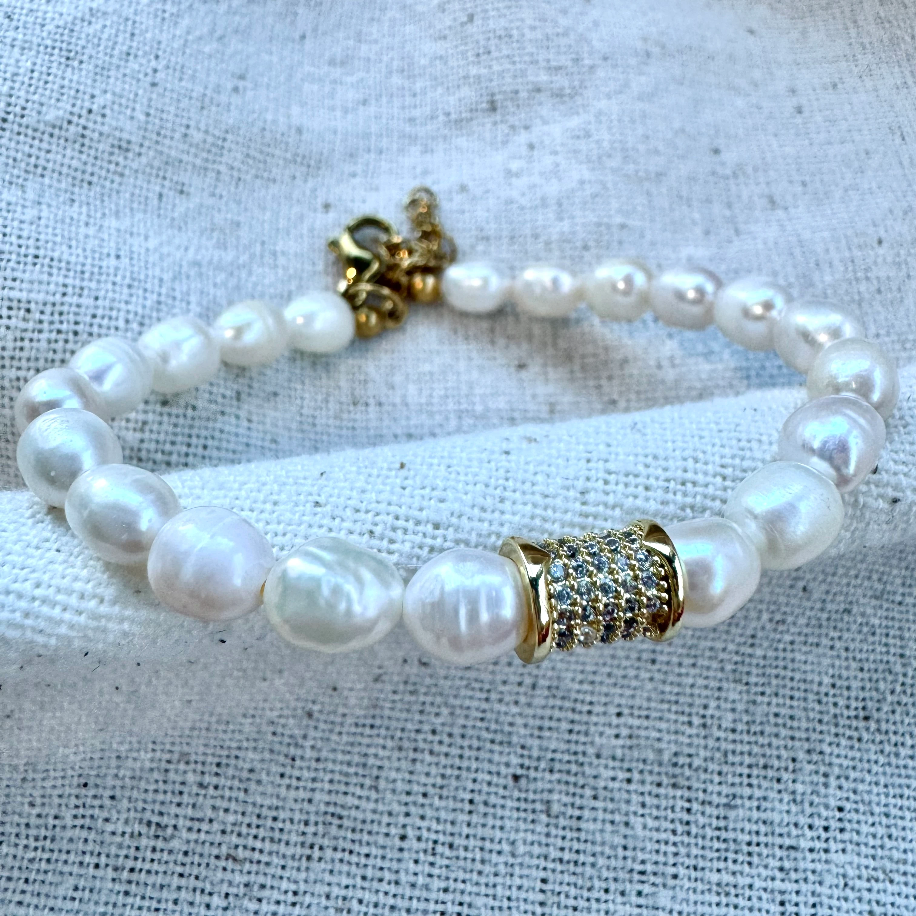 Doğal İnci Zirkon Taşlı Kolye