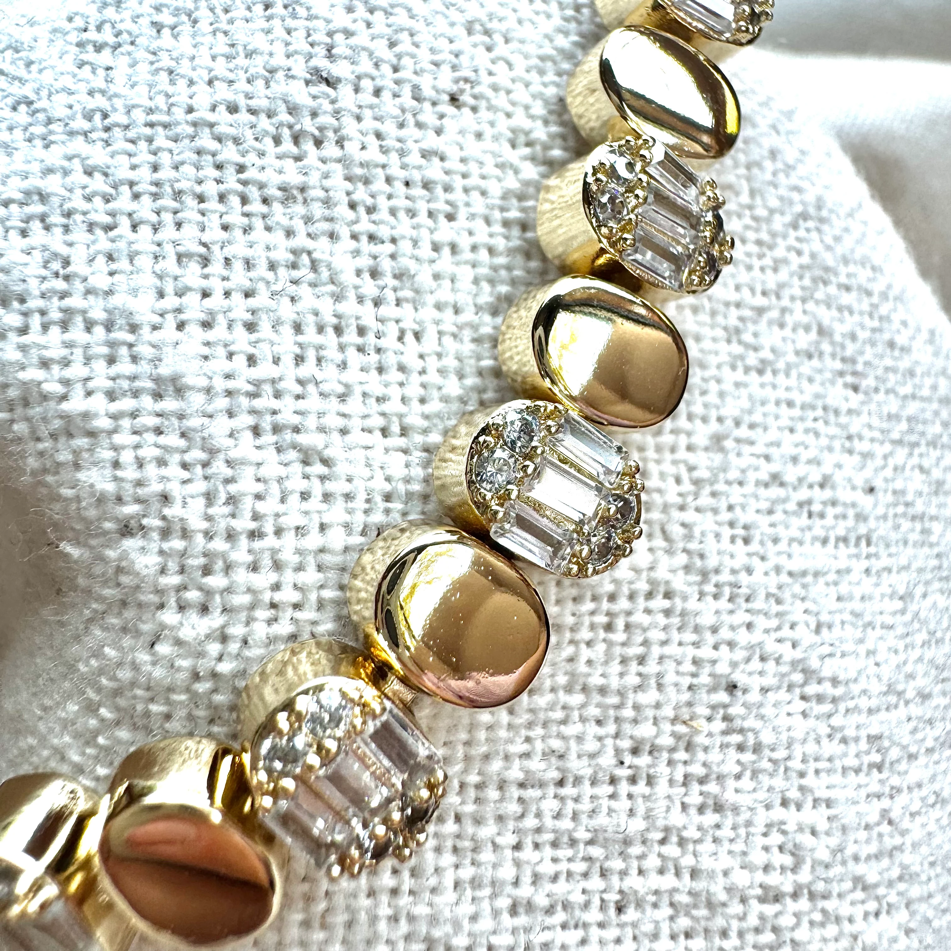 Baget Taşlı Nokta Bileklik