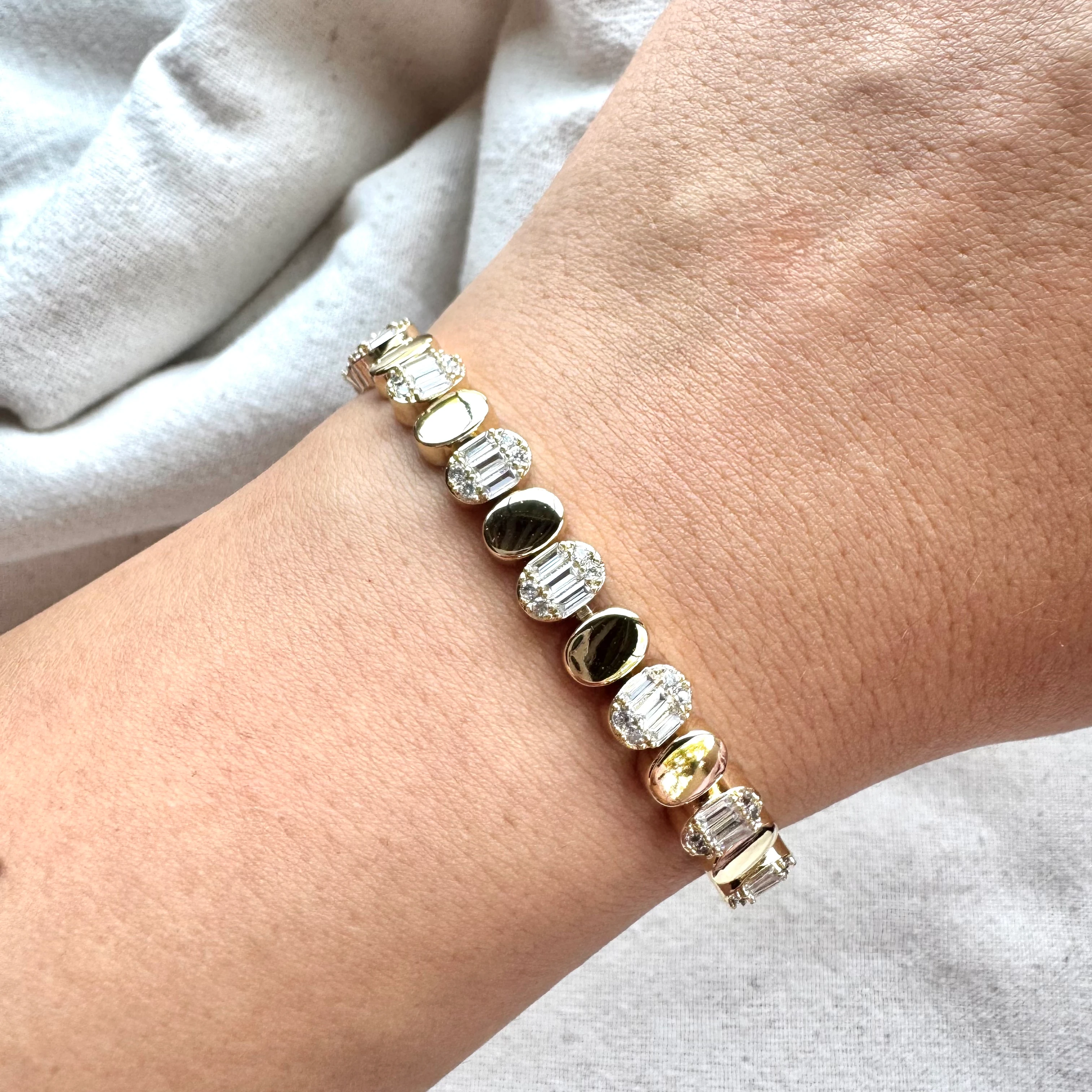 Baget Taşlı Nokta Bileklik