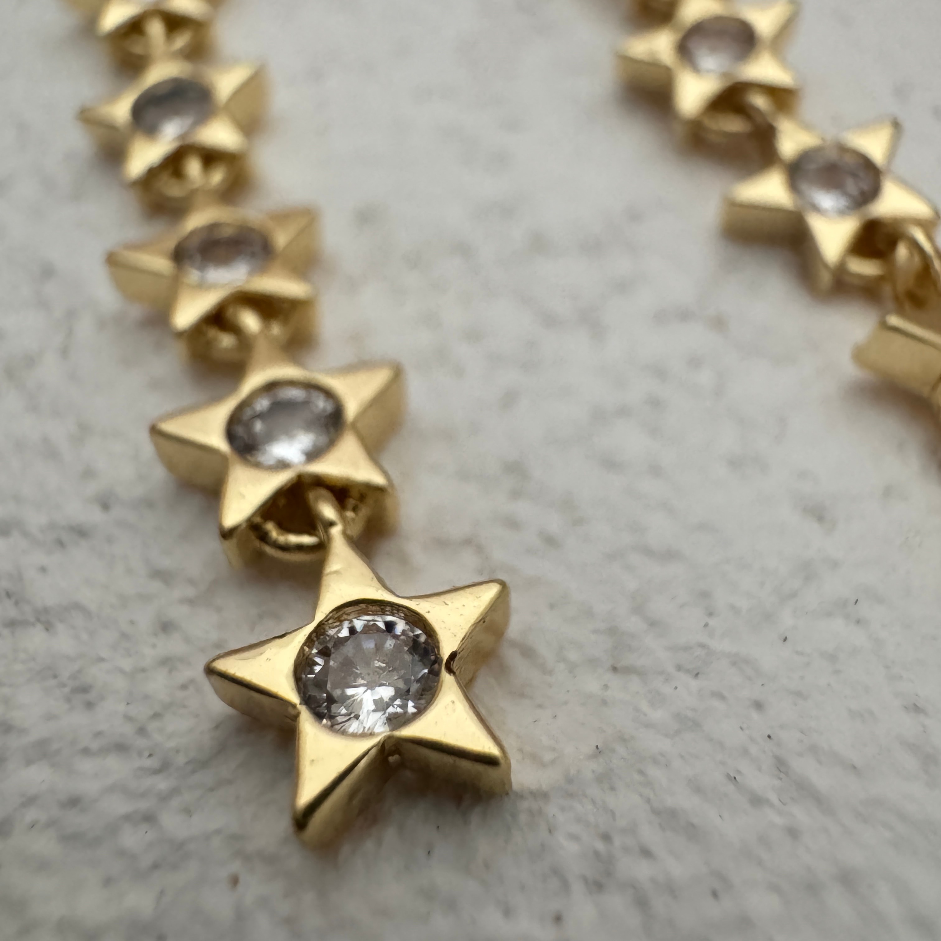 VIP Seri Yıldız Geçidi Sallantı Küpe