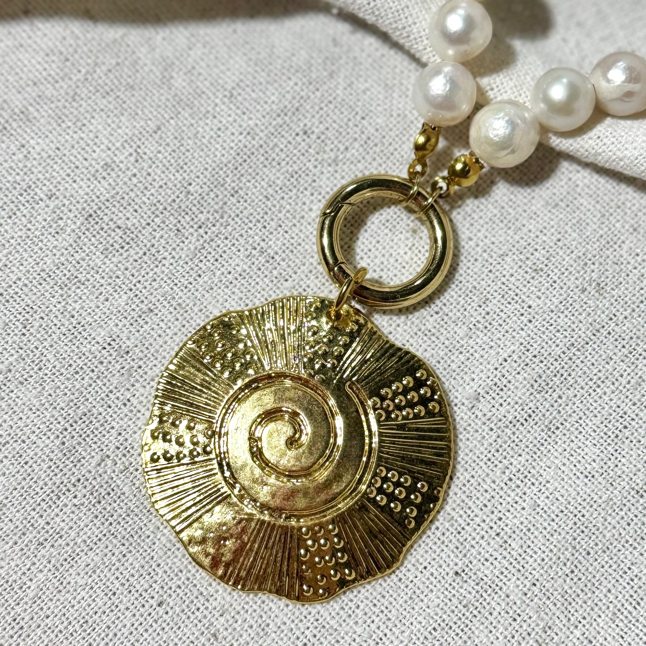 Doğal İnci Madalyon Tasarım Kolye