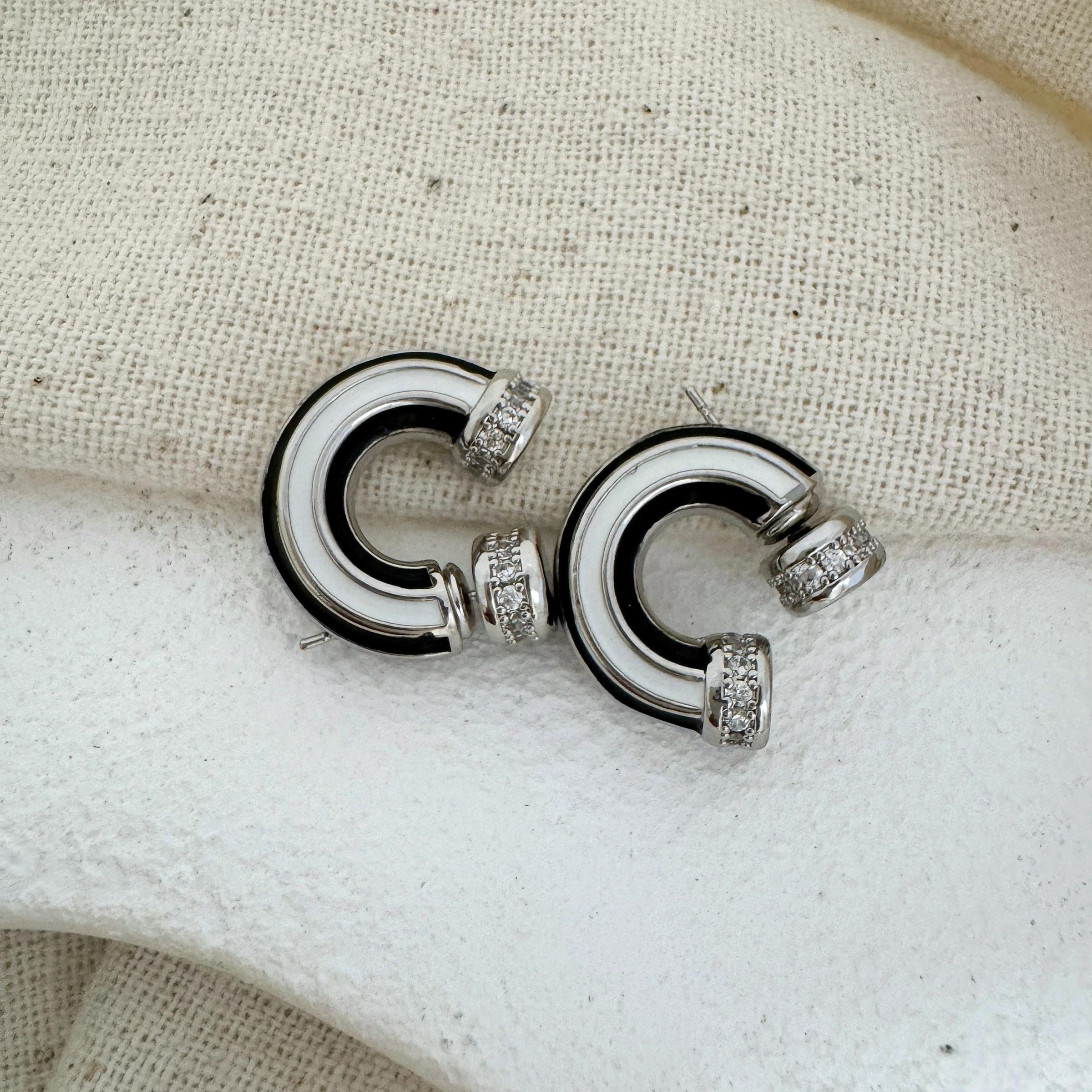 VIP Seri Çizgili Halka Küpe