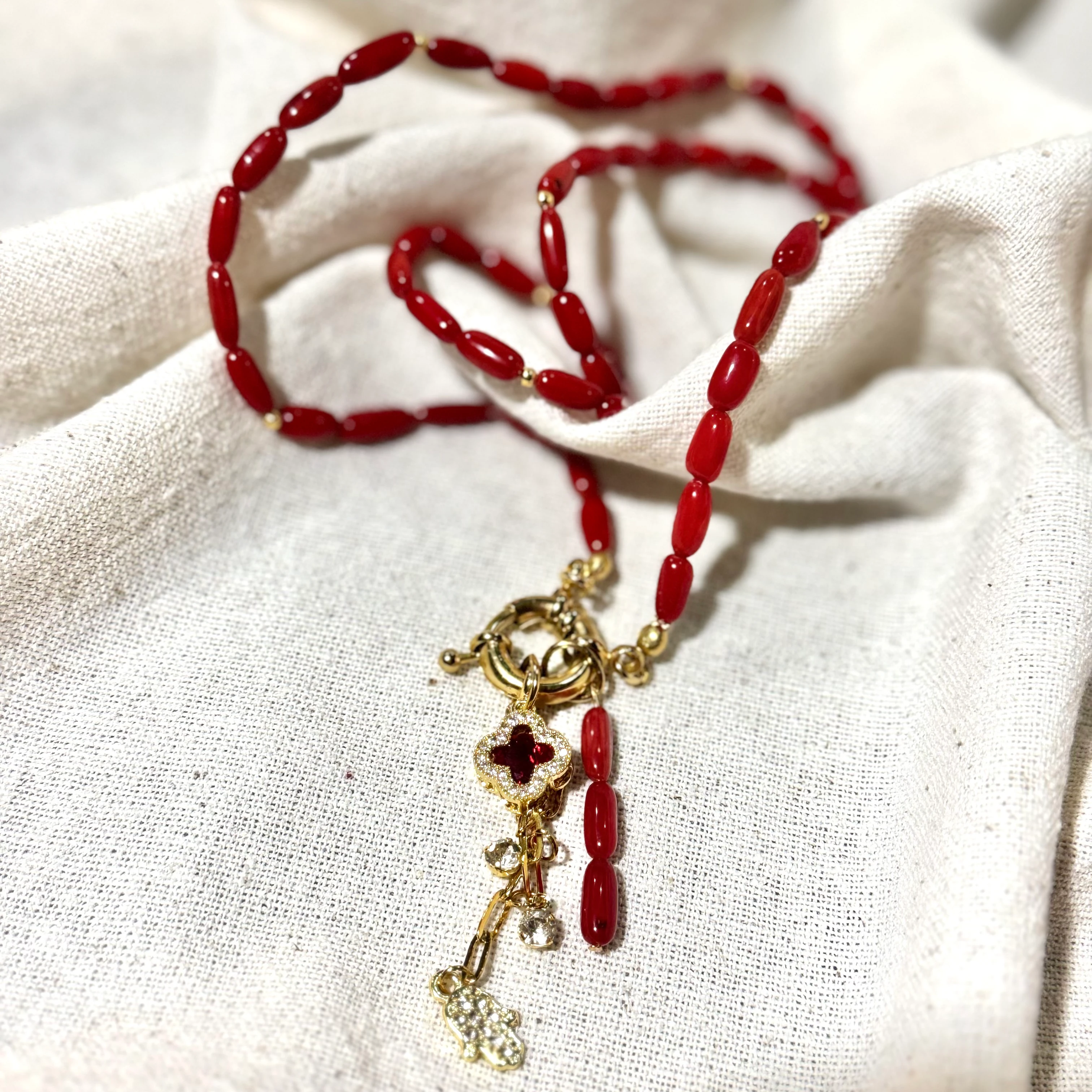 Doğal Mercan Charm Tasarım Kolye