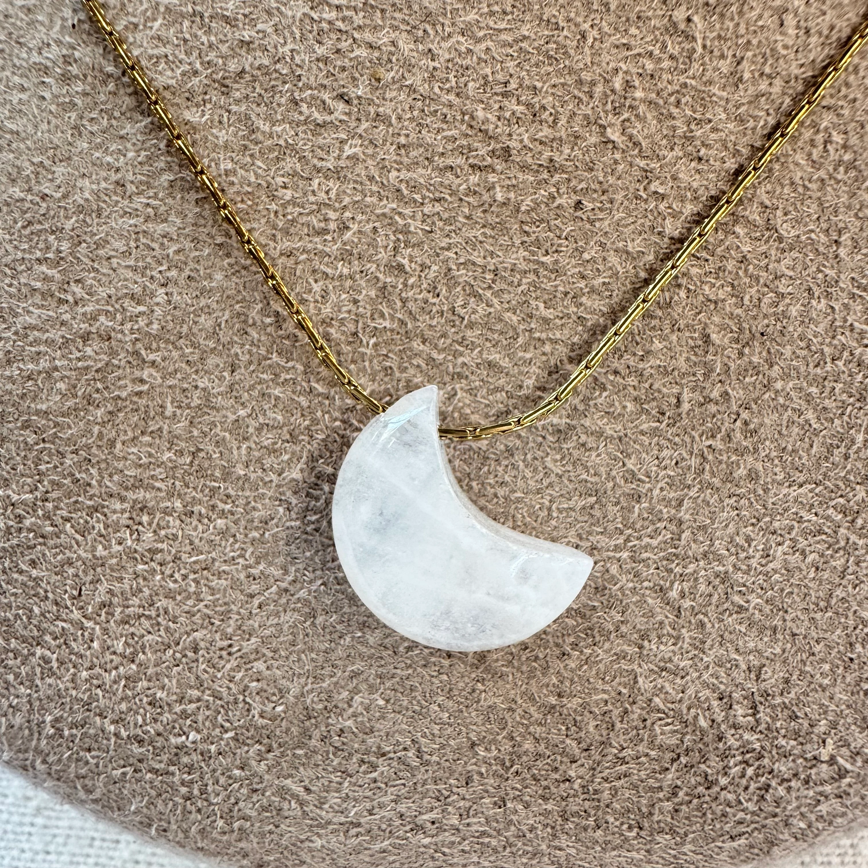 Çelik Ay Taşı Kolye