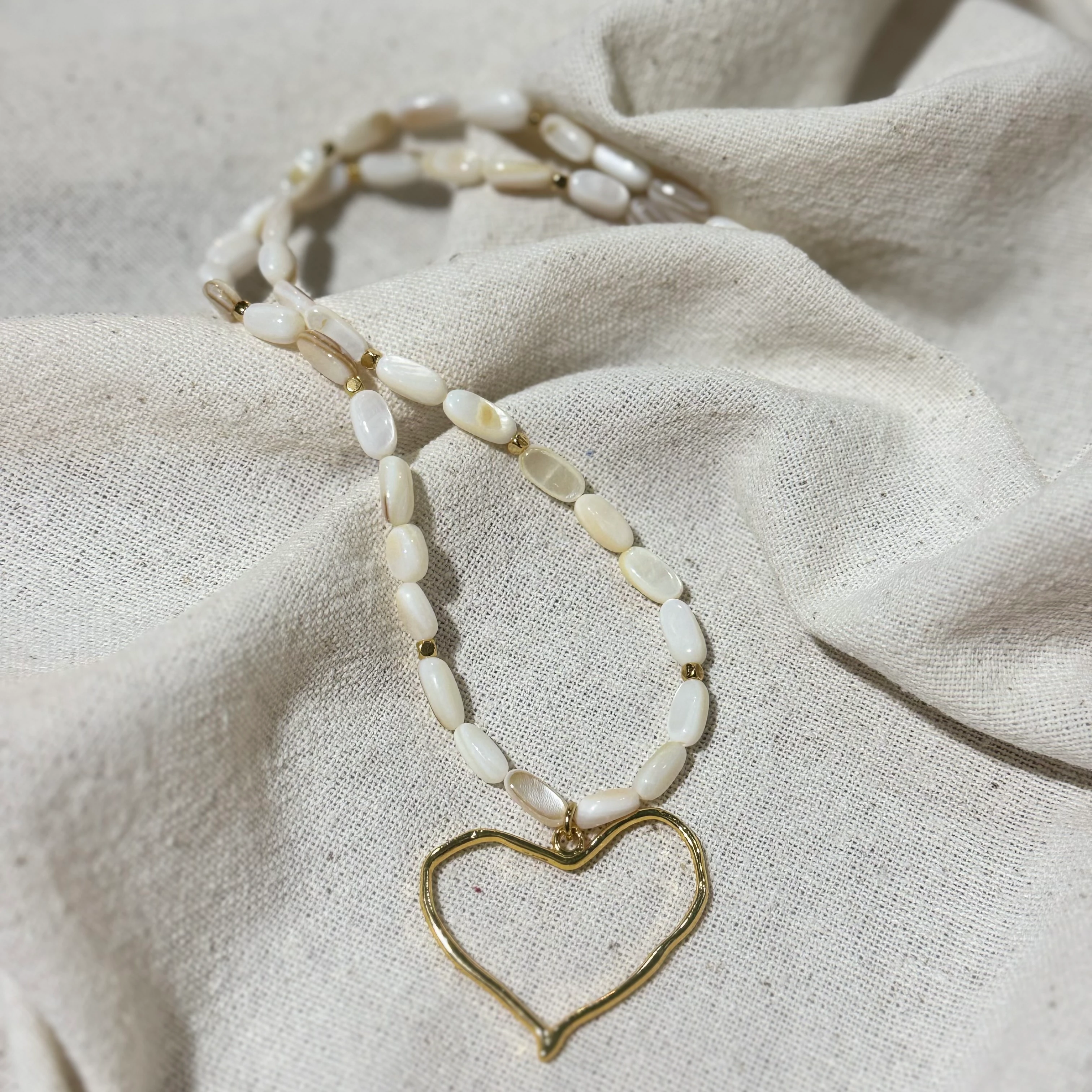 Doğal Sedef Kalp Tasarım Kolye