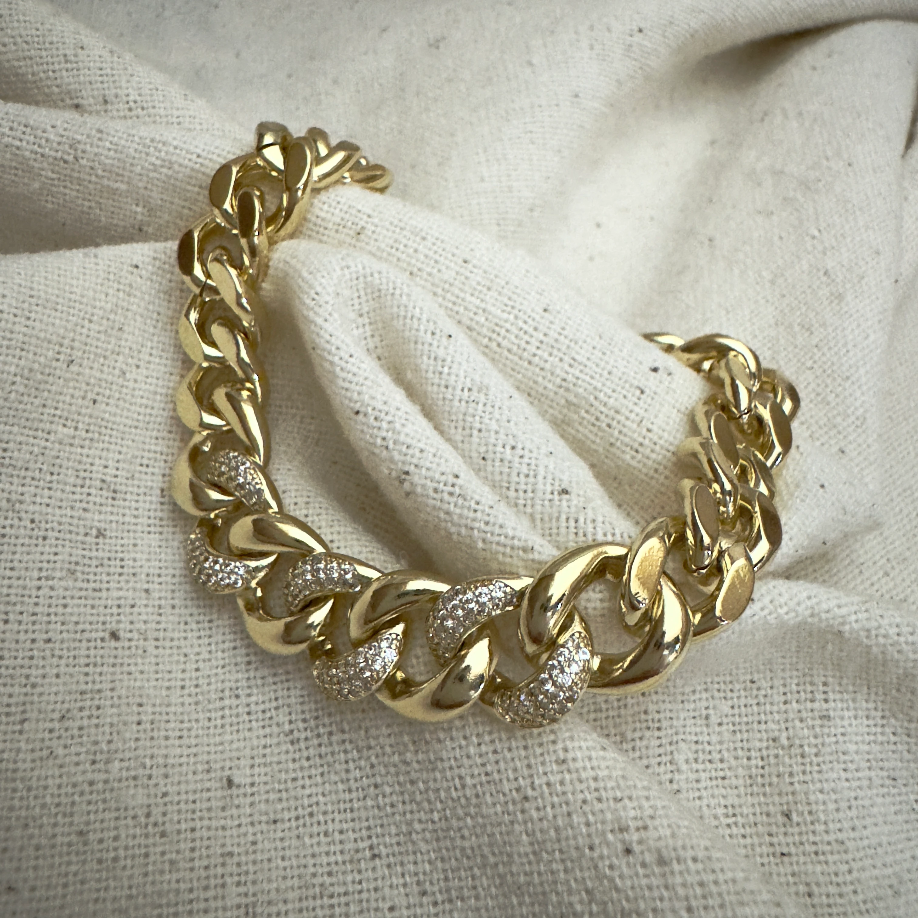 Taşlı Dolgun Zincir Bileklik