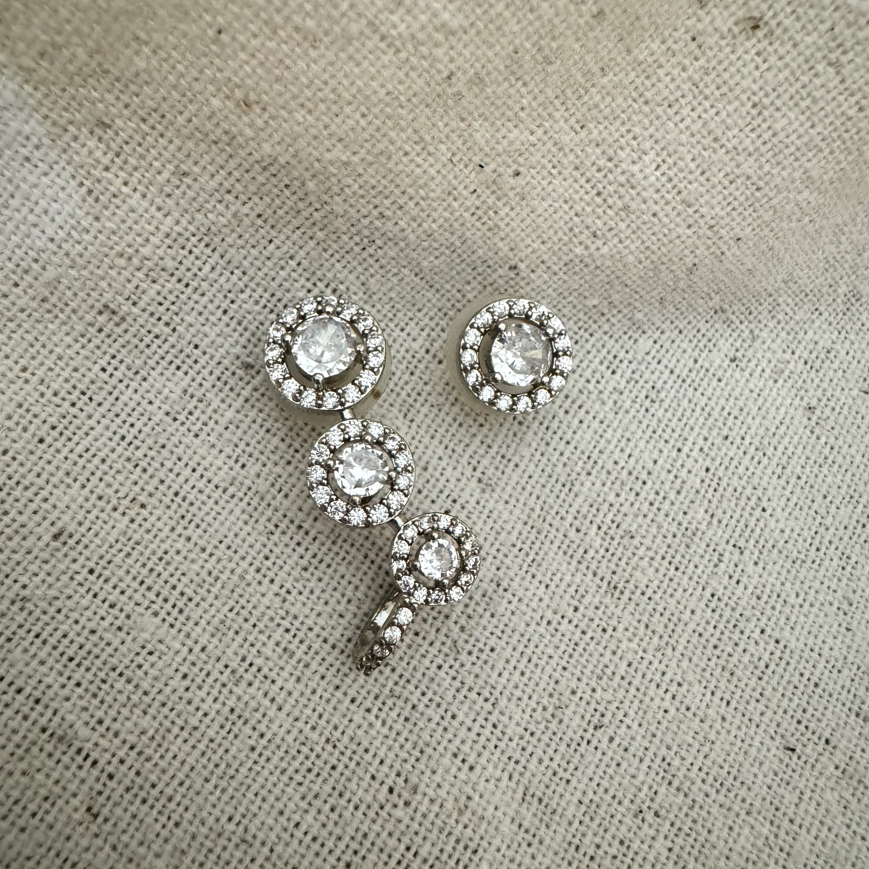 VIP Seri Yuvarlak Baget Küpe