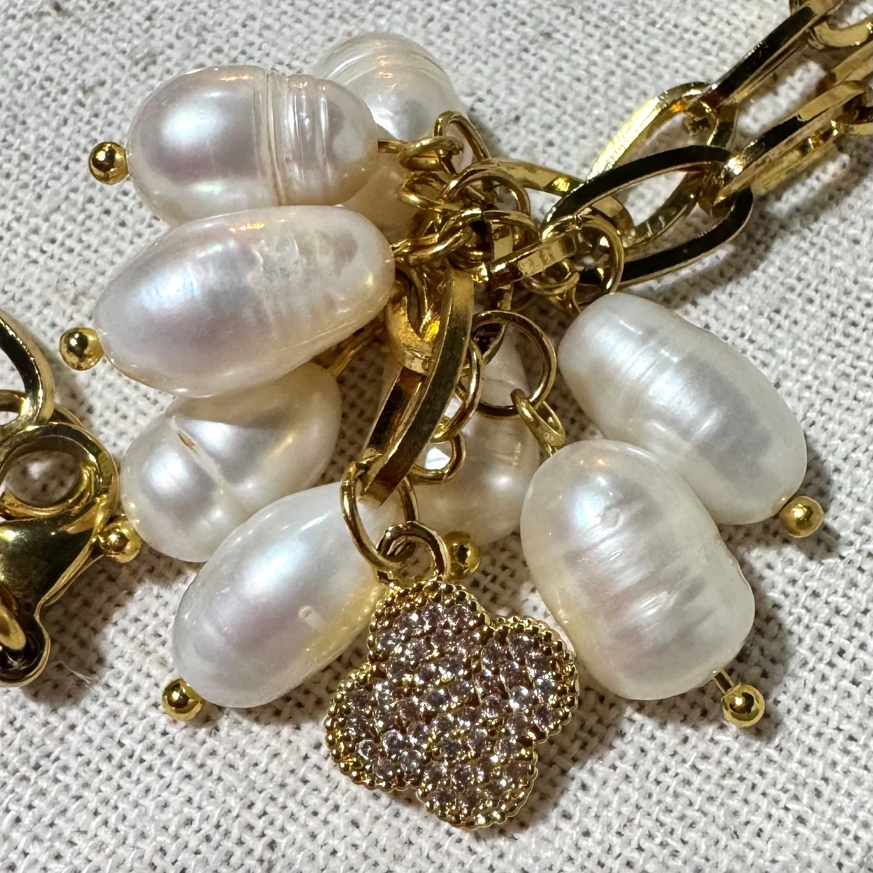 Doğal İnci Yonca Charm Tasarım Çelik Kolye