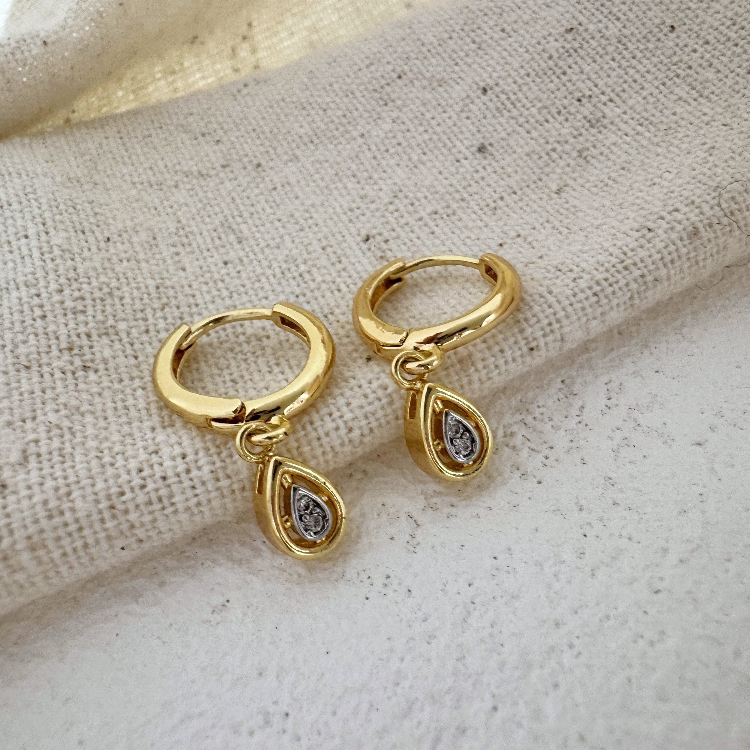 VIP Seri Damla Sallantı Küpe